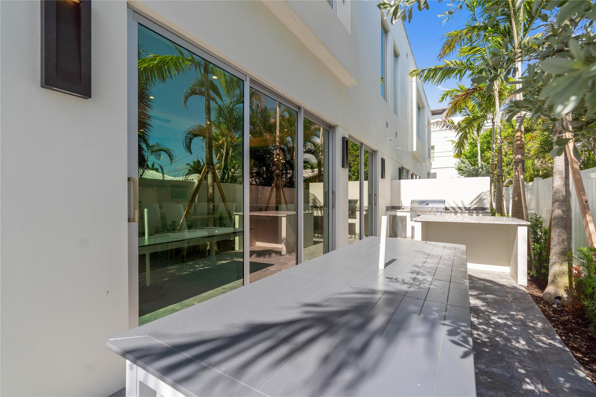 221 Shore #221 Fort Lauderdale, FL 33308