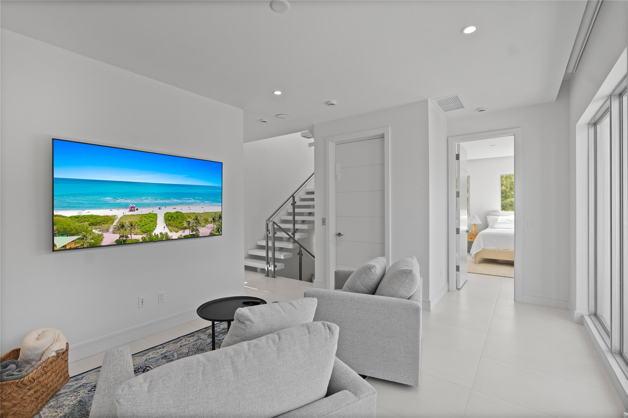 221 Shore #221 Fort Lauderdale, FL 33308