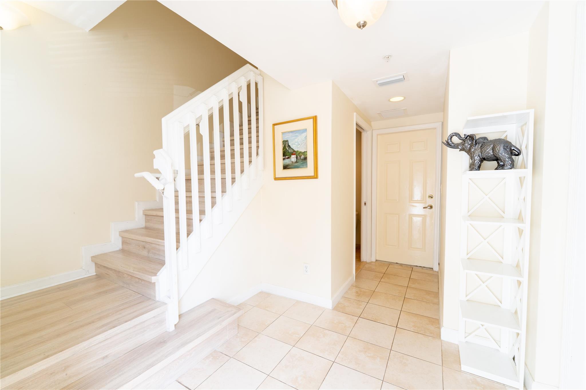 2314 Vintage Dr Lighthouse Point, FL 33064