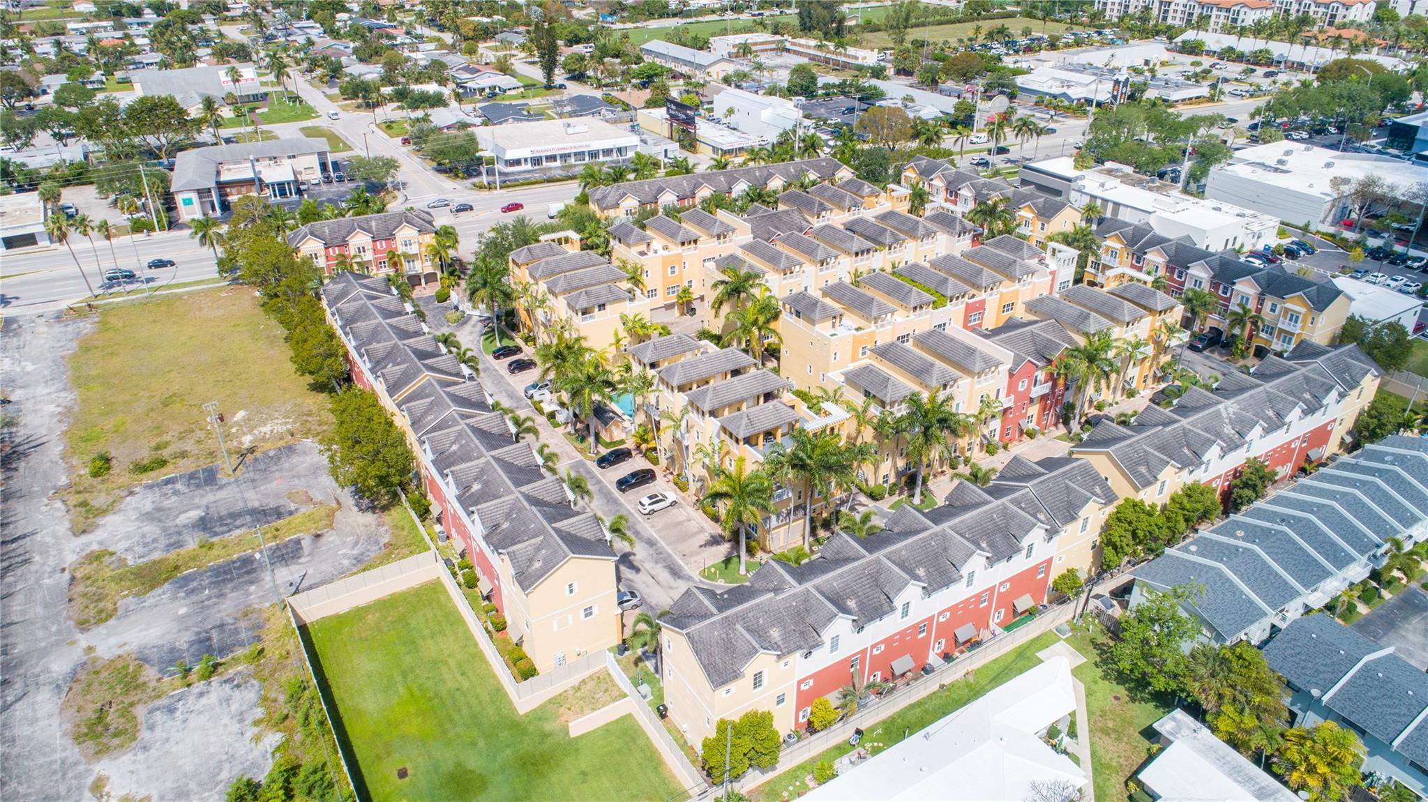 2314 Vintage Dr Lighthouse Point, FL 33064