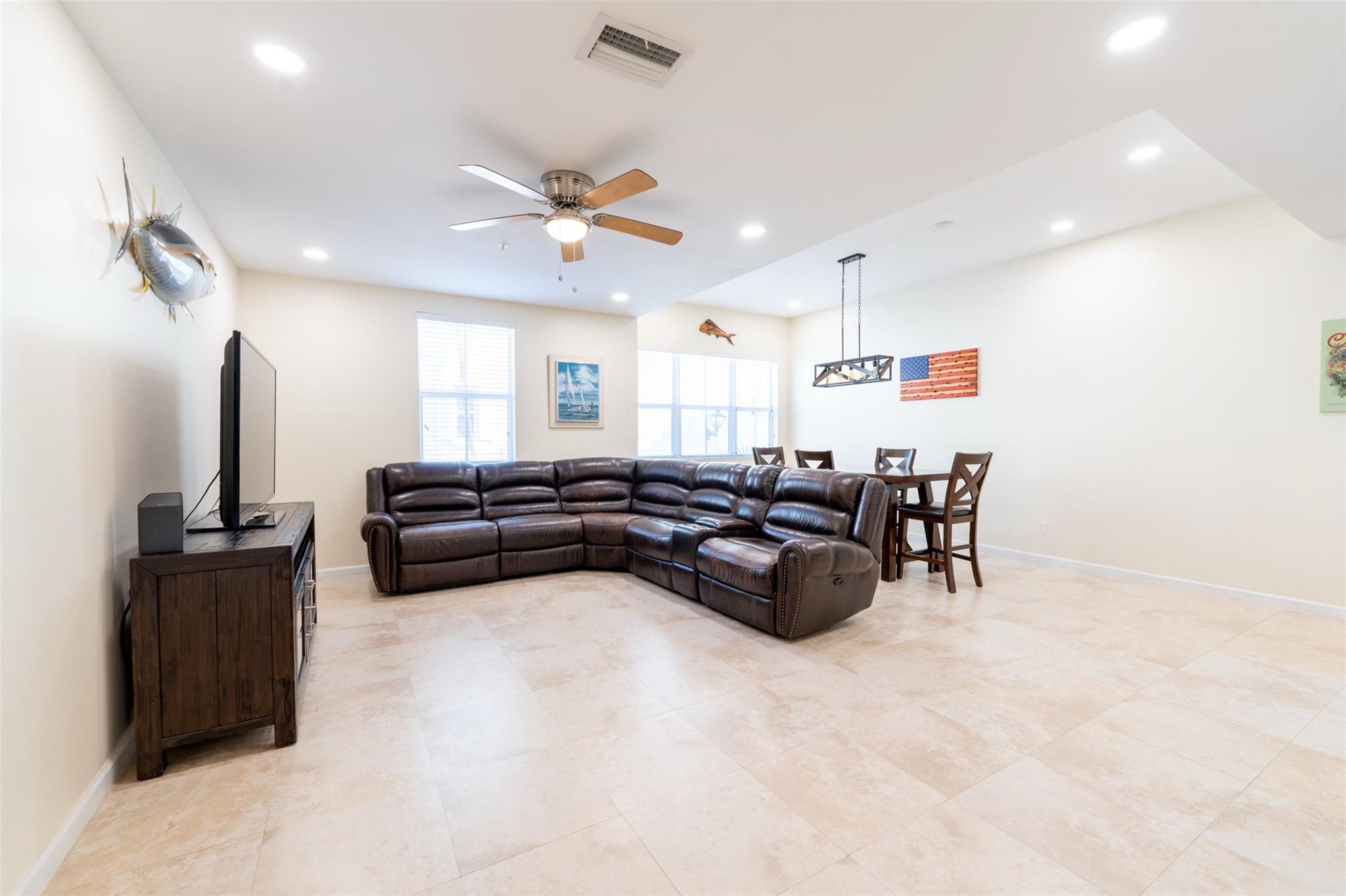 2314 Vintage Dr Lighthouse Point, FL 33064