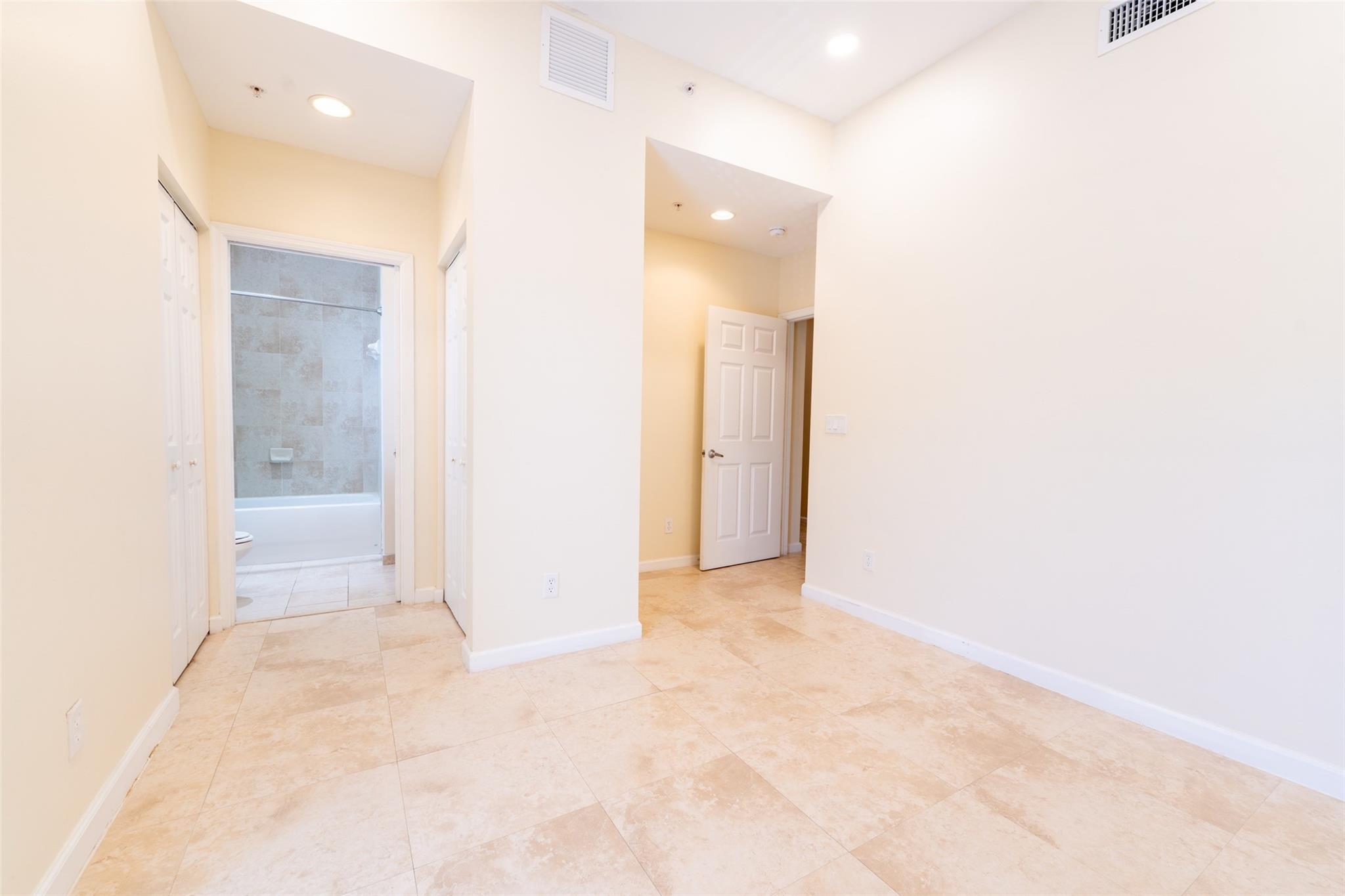 2314 Vintage Dr Lighthouse Point, FL 33064