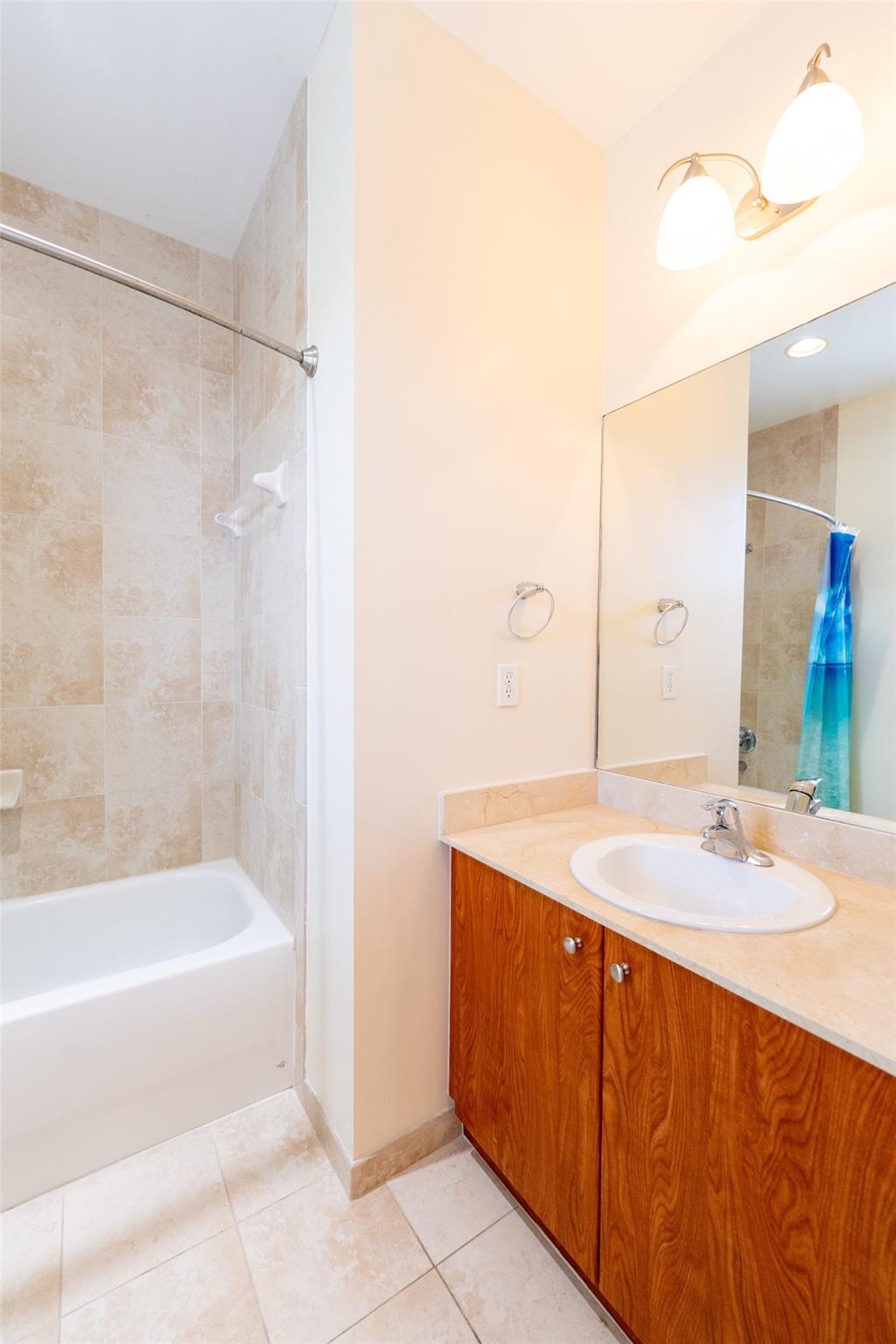 2314 Vintage Dr Lighthouse Point, FL 33064