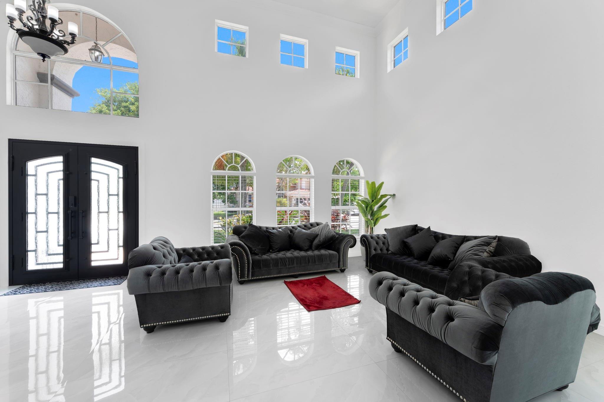 1202 NW 141st Ave Pembroke Pines, FL 33028