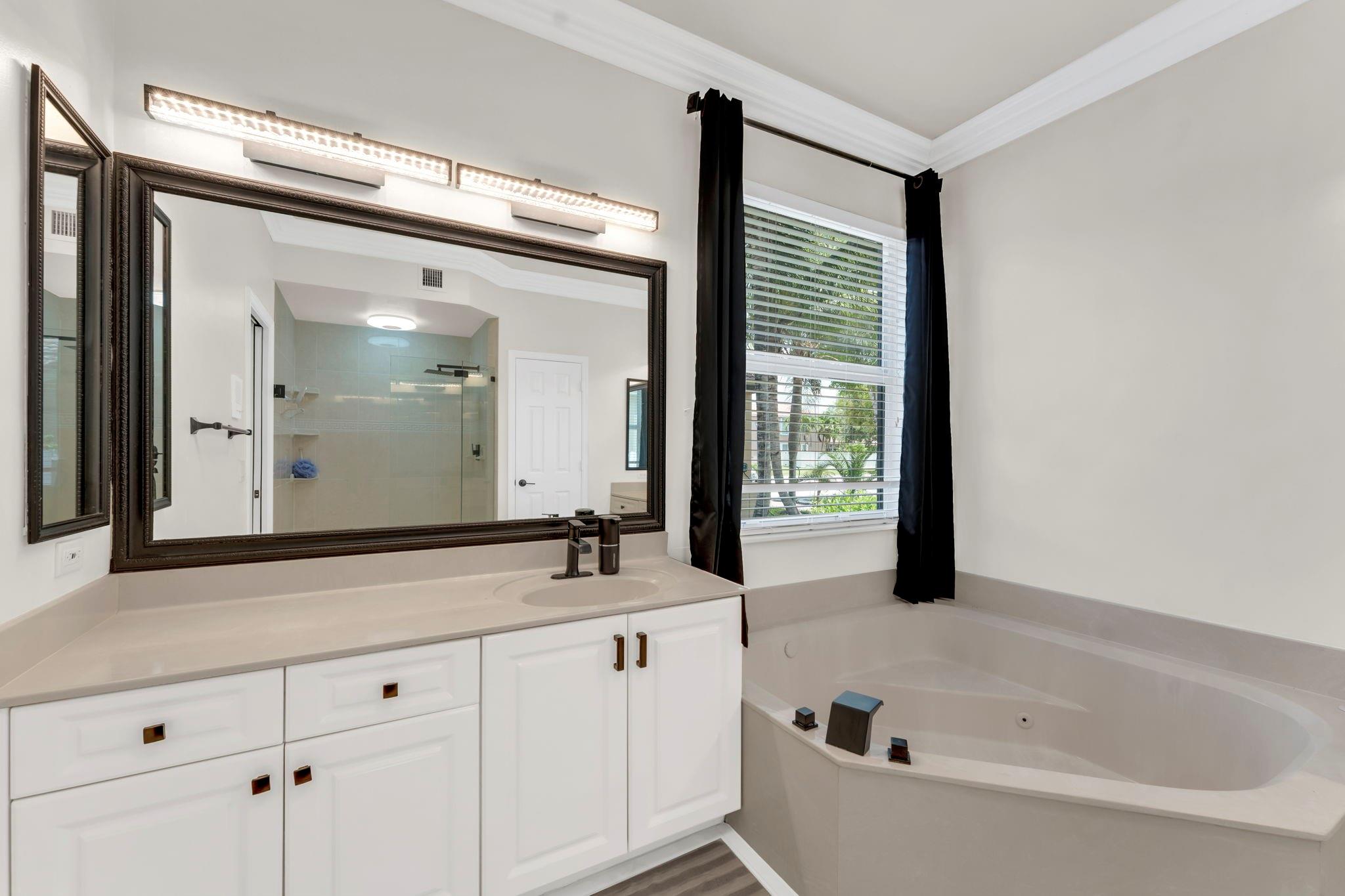 1202 NW 141st Ave Pembroke Pines, FL 33028