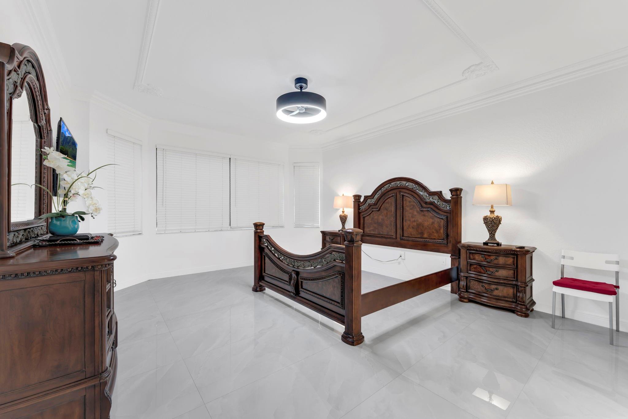 1202 NW 141st Ave Pembroke Pines, FL 33028