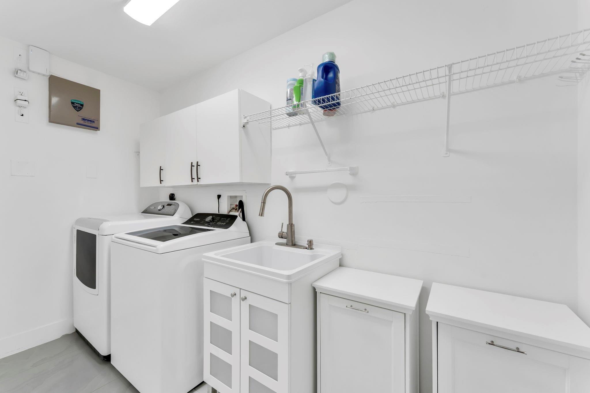 1202 NW 141st Ave Pembroke Pines, FL 33028