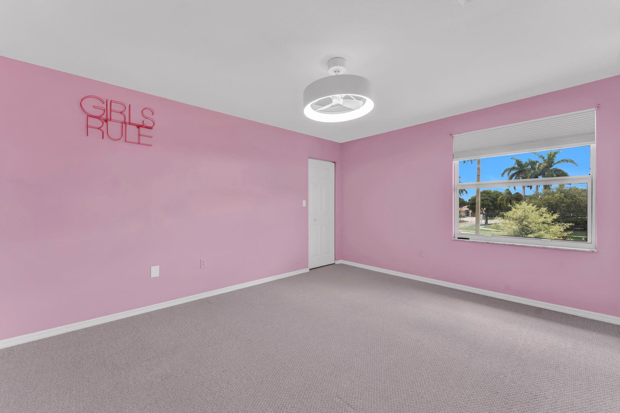 1202 NW 141st Ave Pembroke Pines, FL 33028