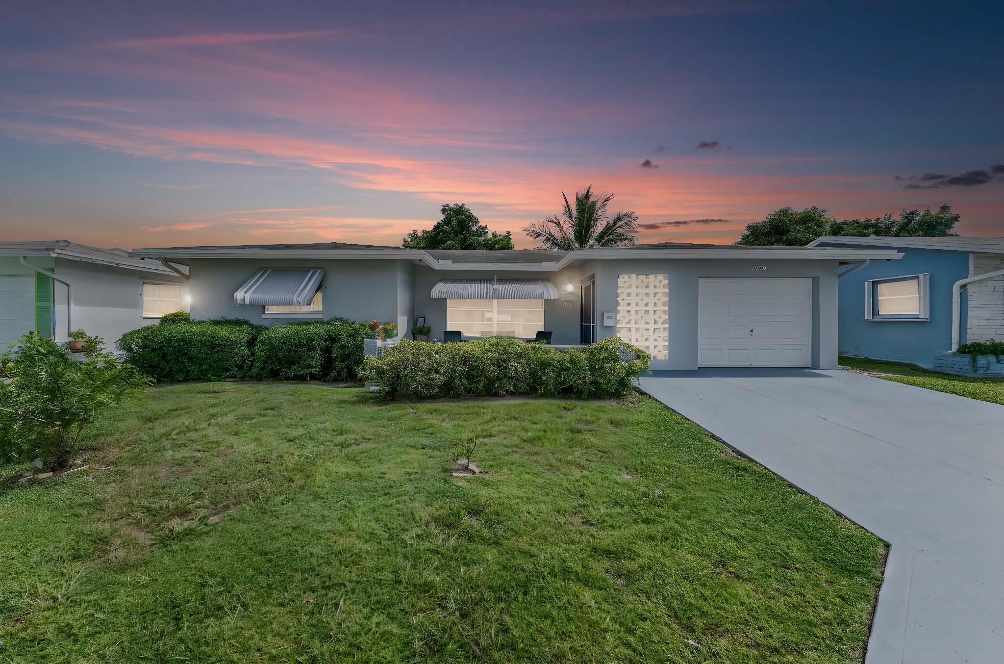 4920 NW 55th St