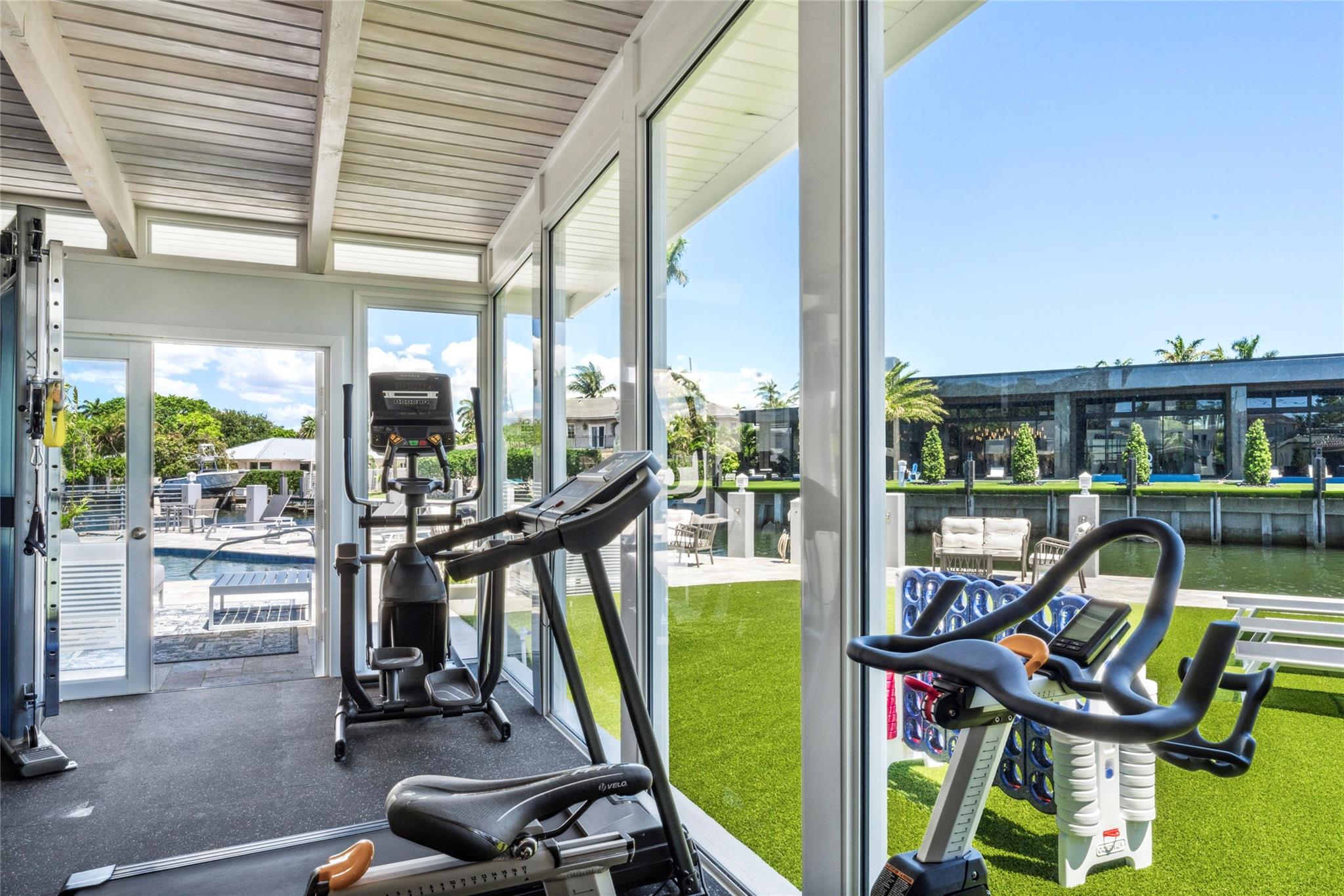 2523 Castilla Isle Fort Lauderdale, FL 33301