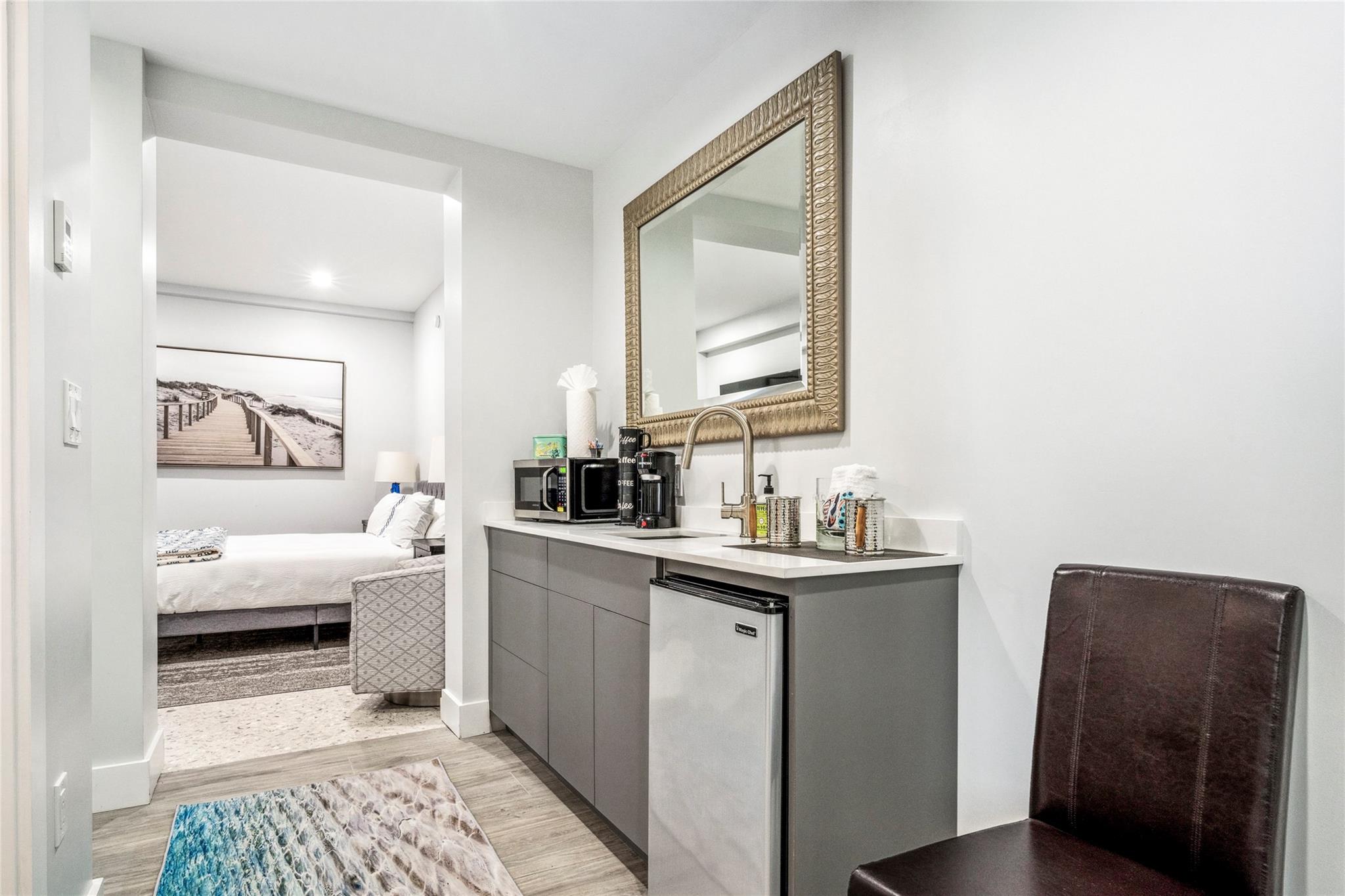 2523 Castilla Isle Fort Lauderdale, FL 33301