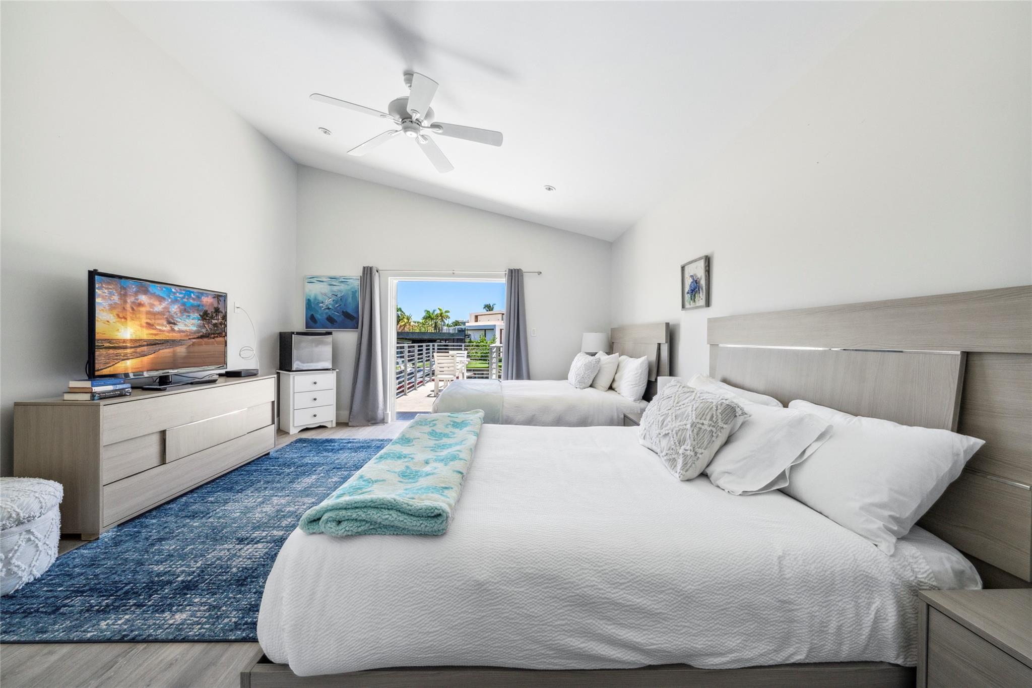 2523 Castilla Isle Fort Lauderdale, FL 33301