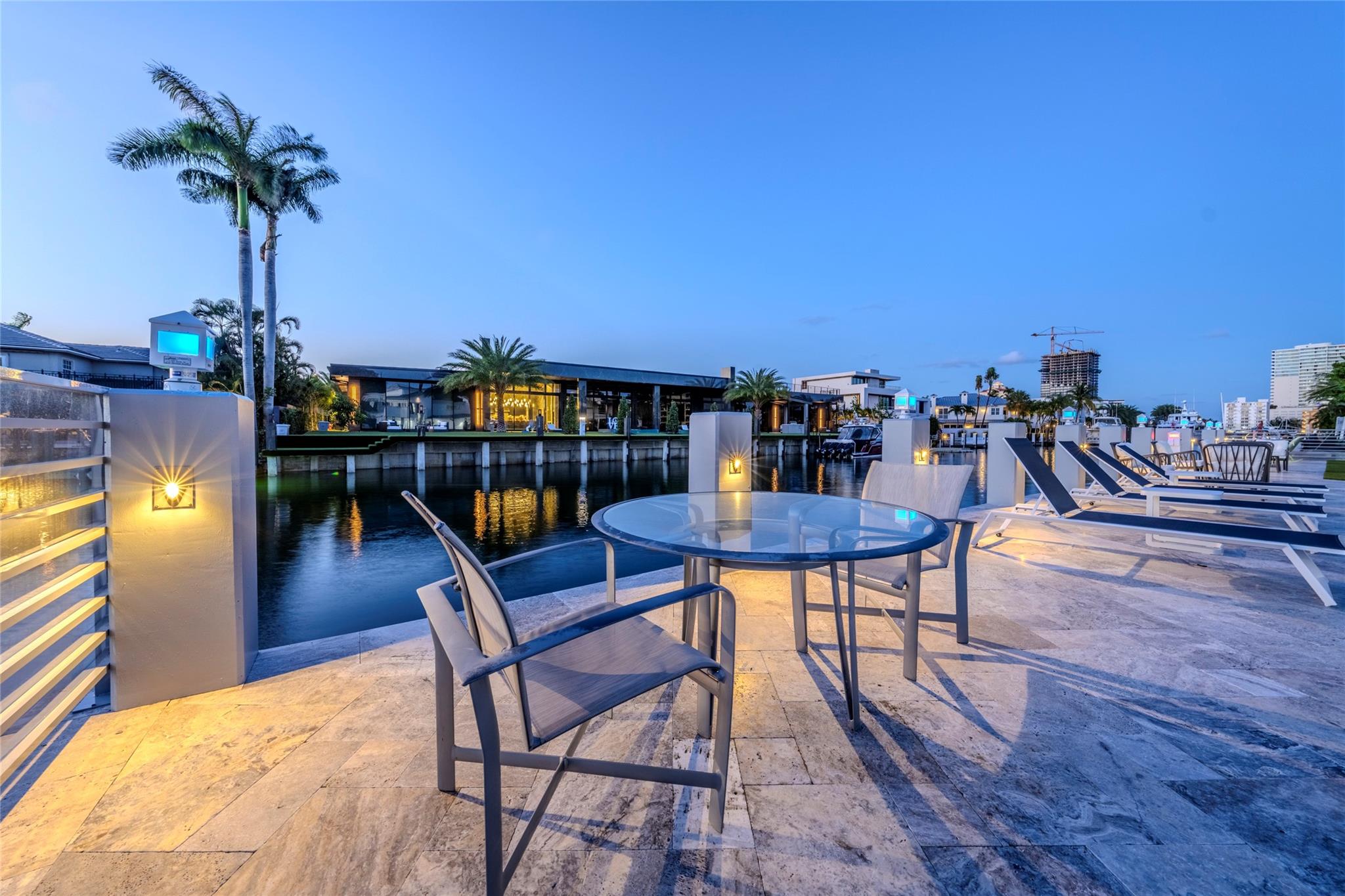 2523 Castilla Isle Fort Lauderdale, FL 33301