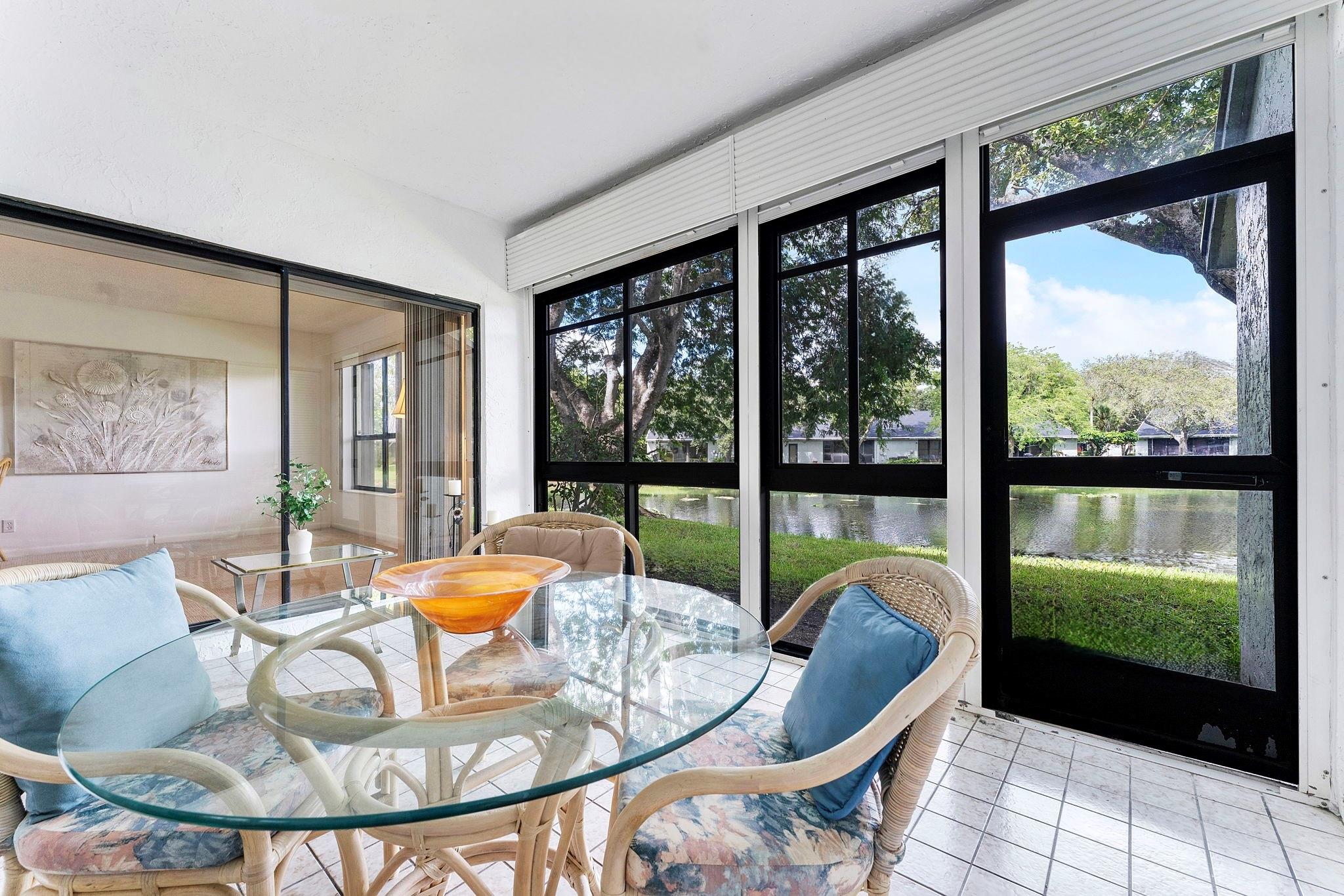 3993 Carambola Cir #2998