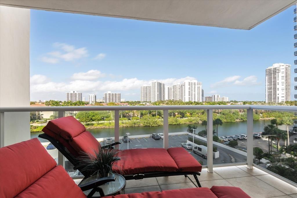 3675 N Country Clb Dr #602