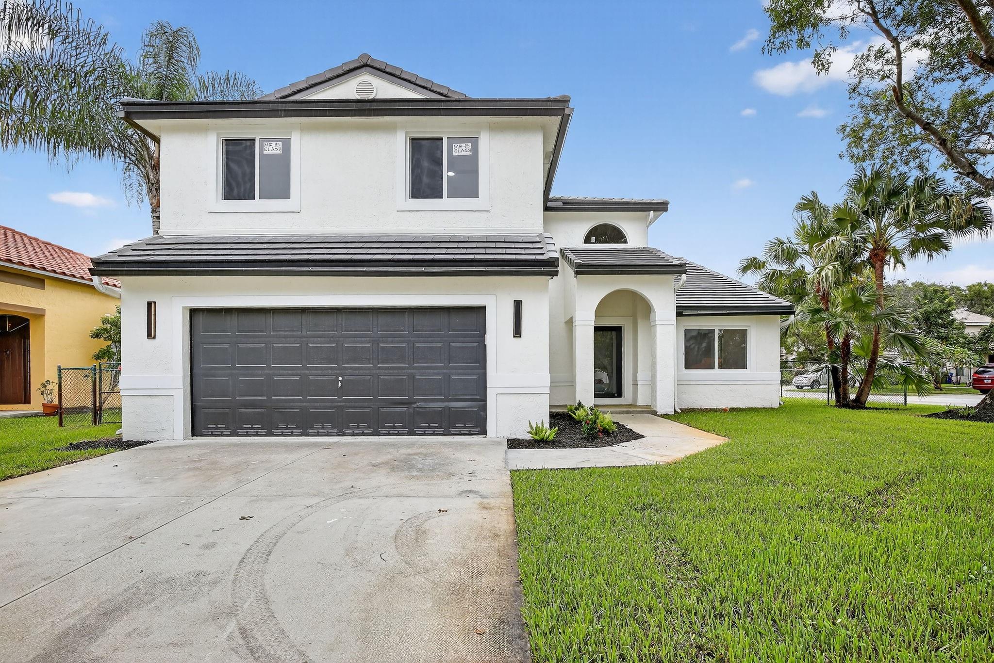 387 SW 163rd Ave