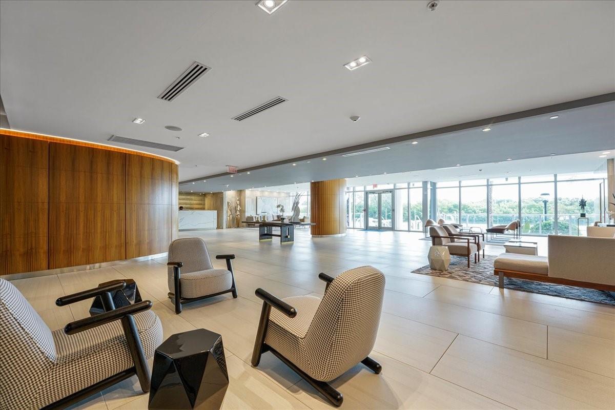 1180 N Federal Hwy #1606 Fort Lauderdale, FL 33304