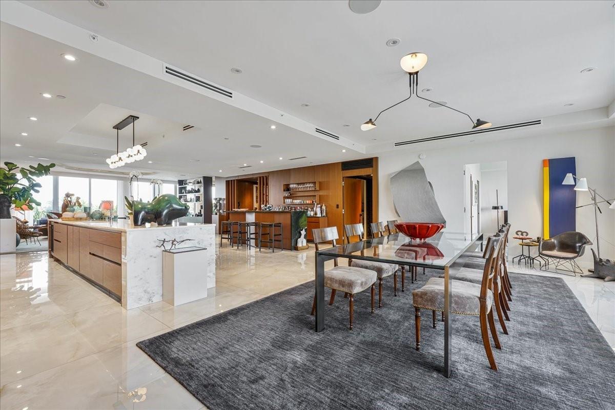 1180 N Federal Hwy #1606 Fort Lauderdale, FL 33304