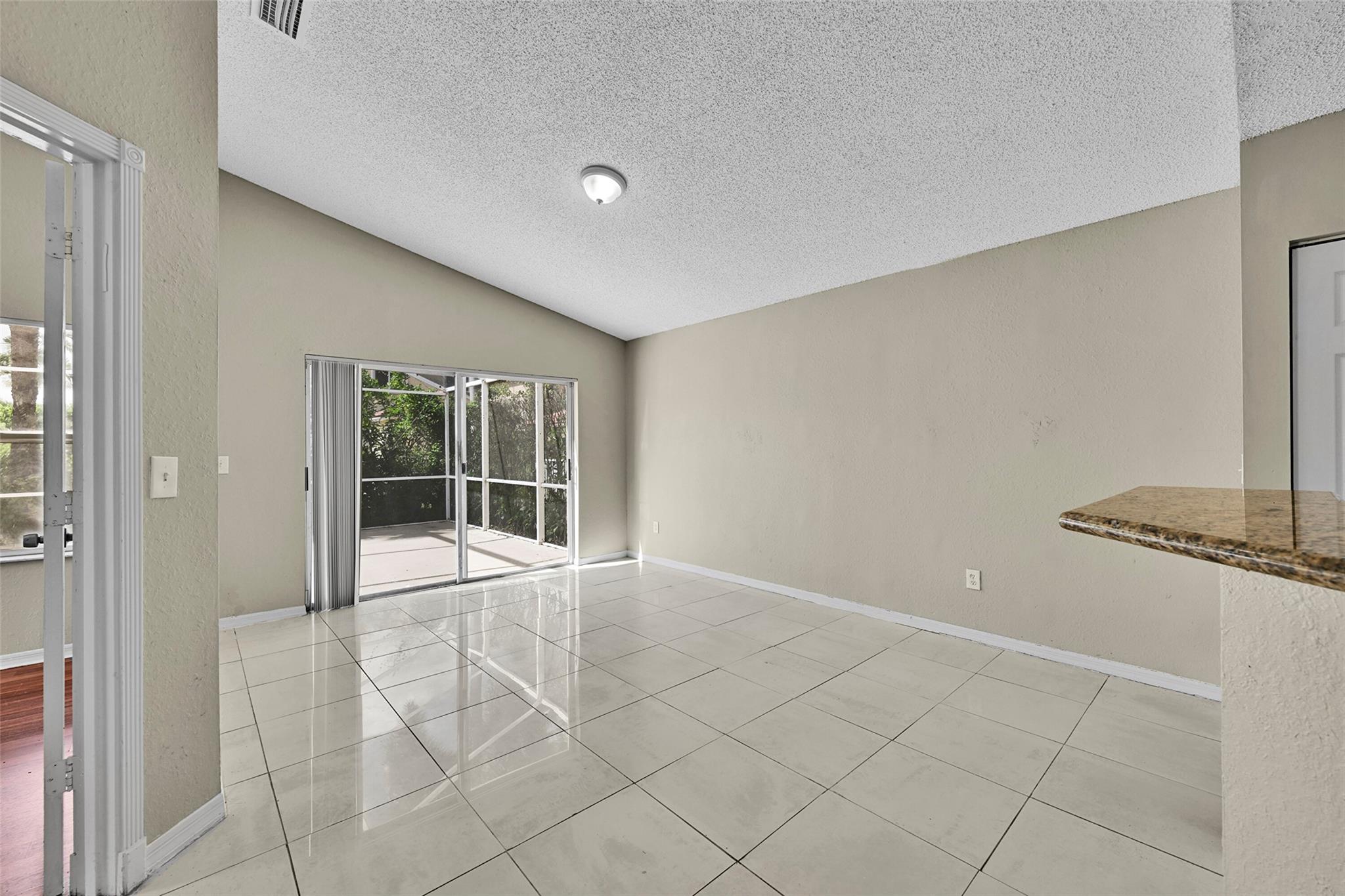 1688 SW 158th Ave Pembroke Pines, FL 33027
