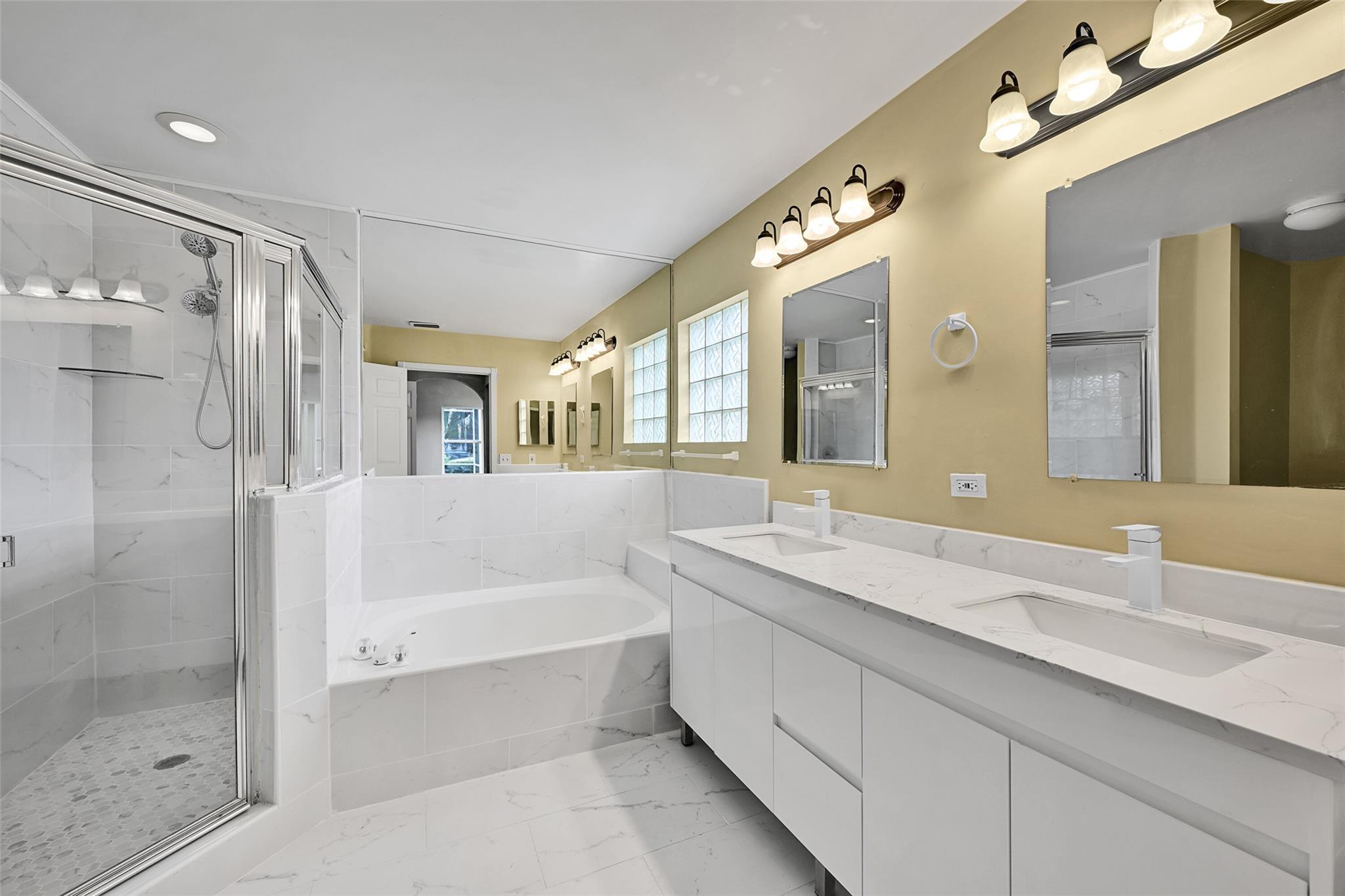 1688 SW 158th Ave Pembroke Pines, FL 33027