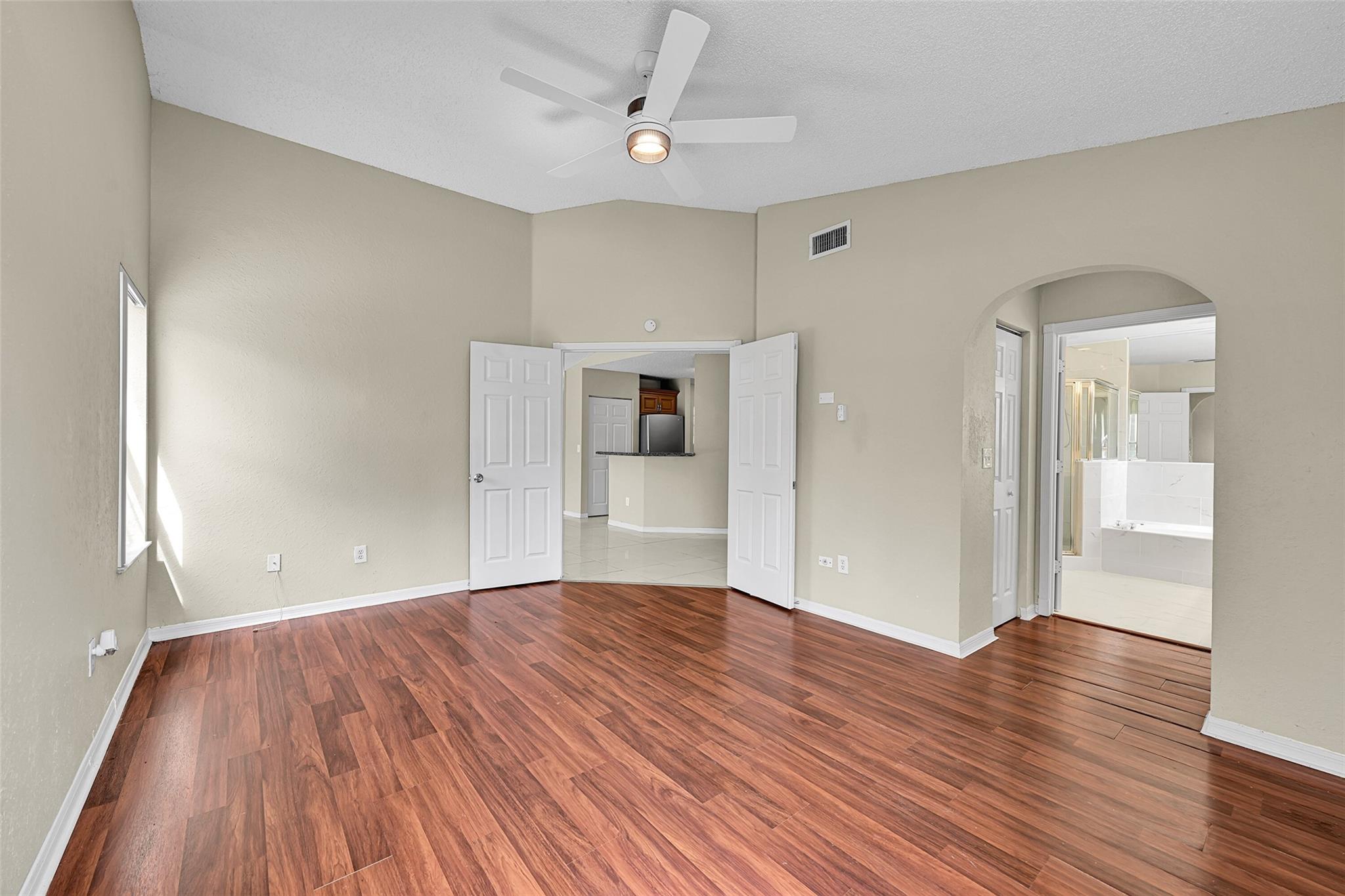 1688 SW 158th Ave Pembroke Pines, FL 33027