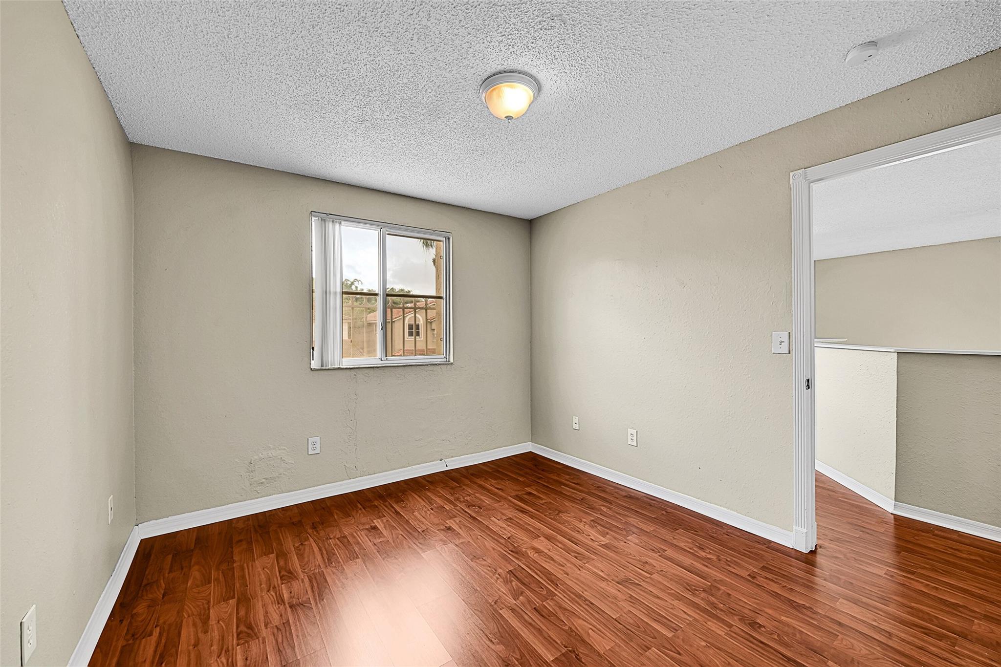 1688 SW 158th Ave Pembroke Pines, FL 33027