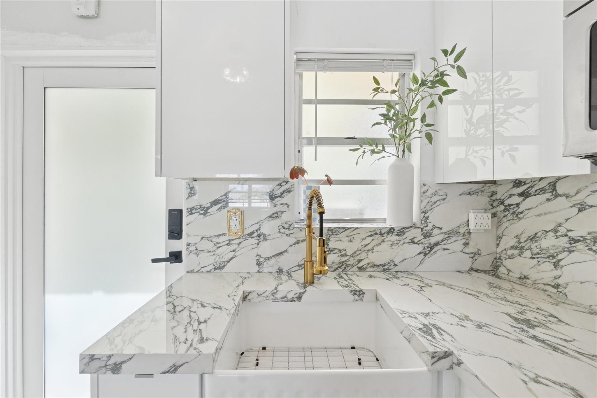 851 Meridian Ave #33