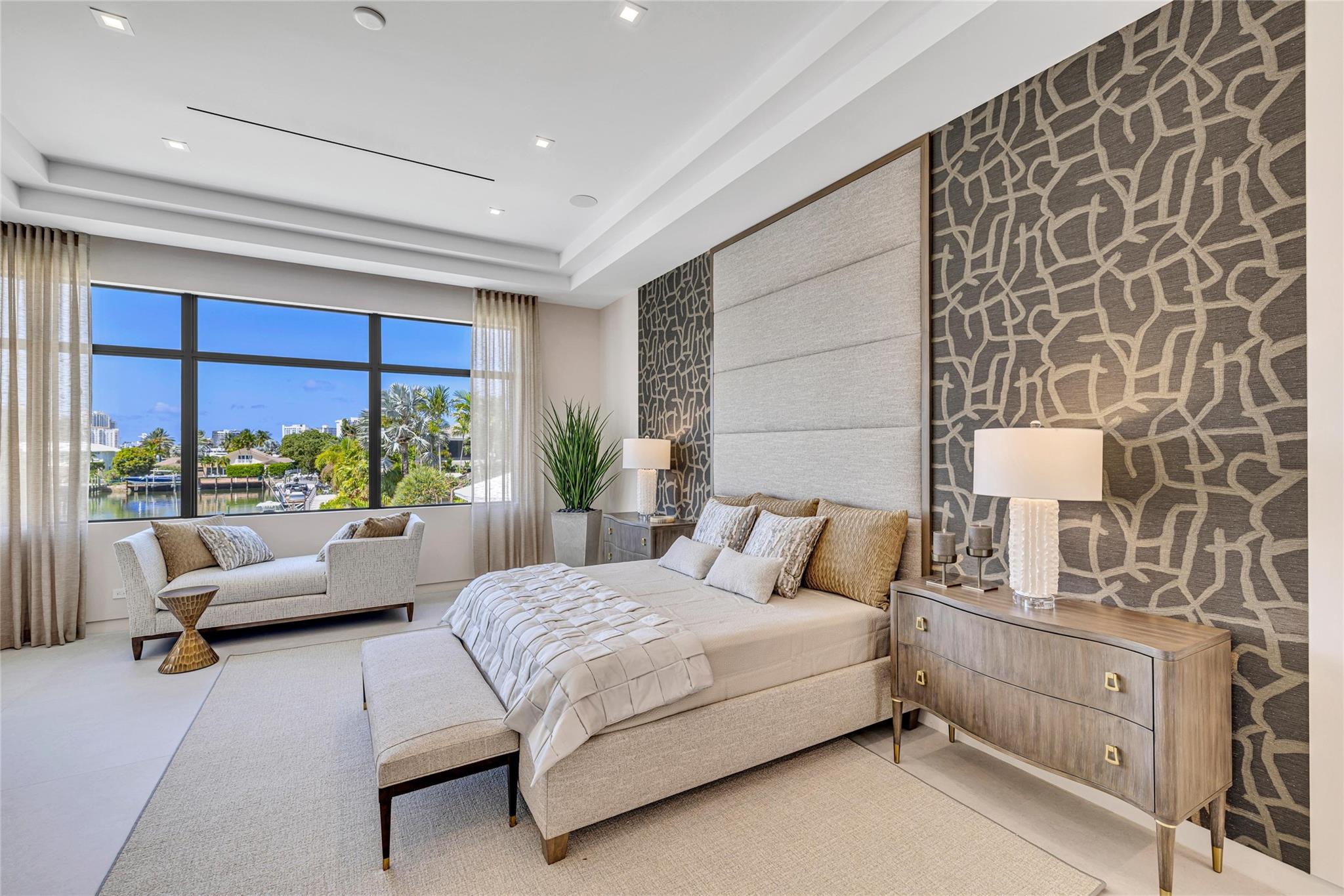 51 Isla Bahia Dr Fort Lauderdale, FL 33316