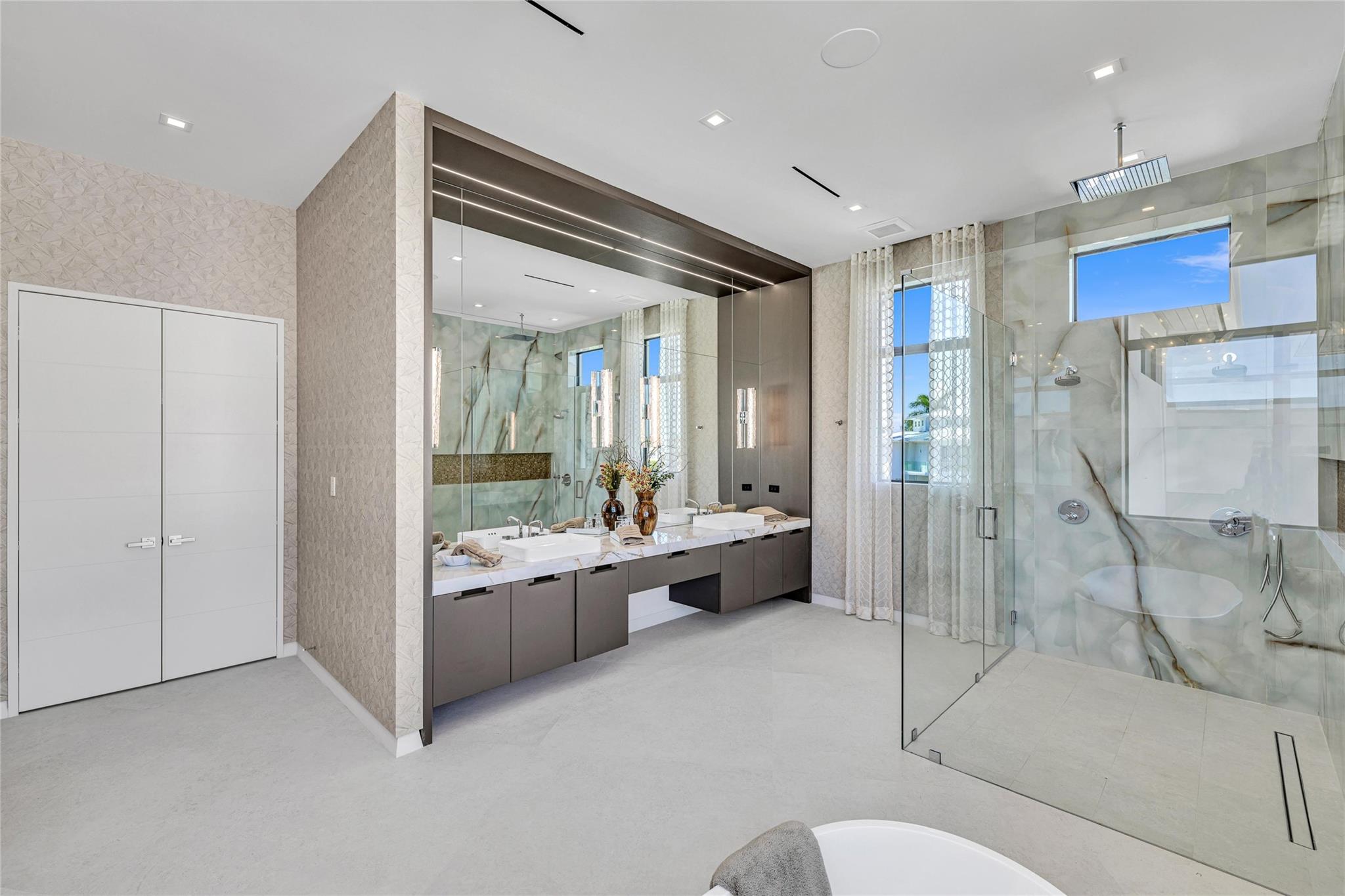 51 Isla Bahia Dr Fort Lauderdale, FL 33316