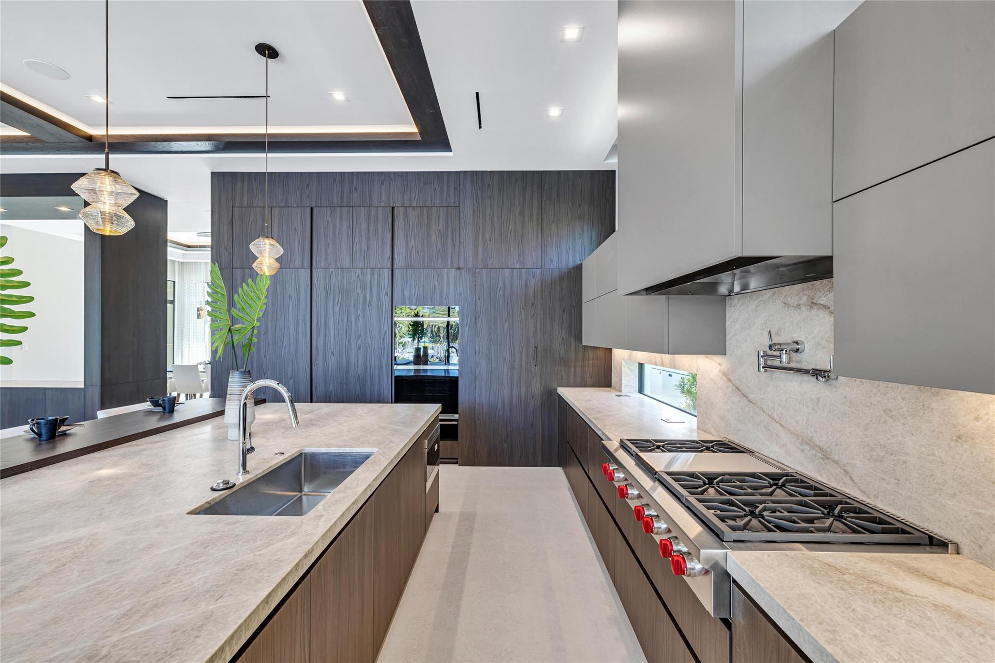 51 Isla Bahia Dr Fort Lauderdale, FL 33316