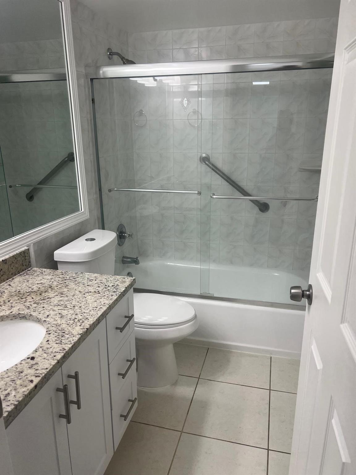 2801 NE 51st St #15 Fort Lauderdale, FL 33308