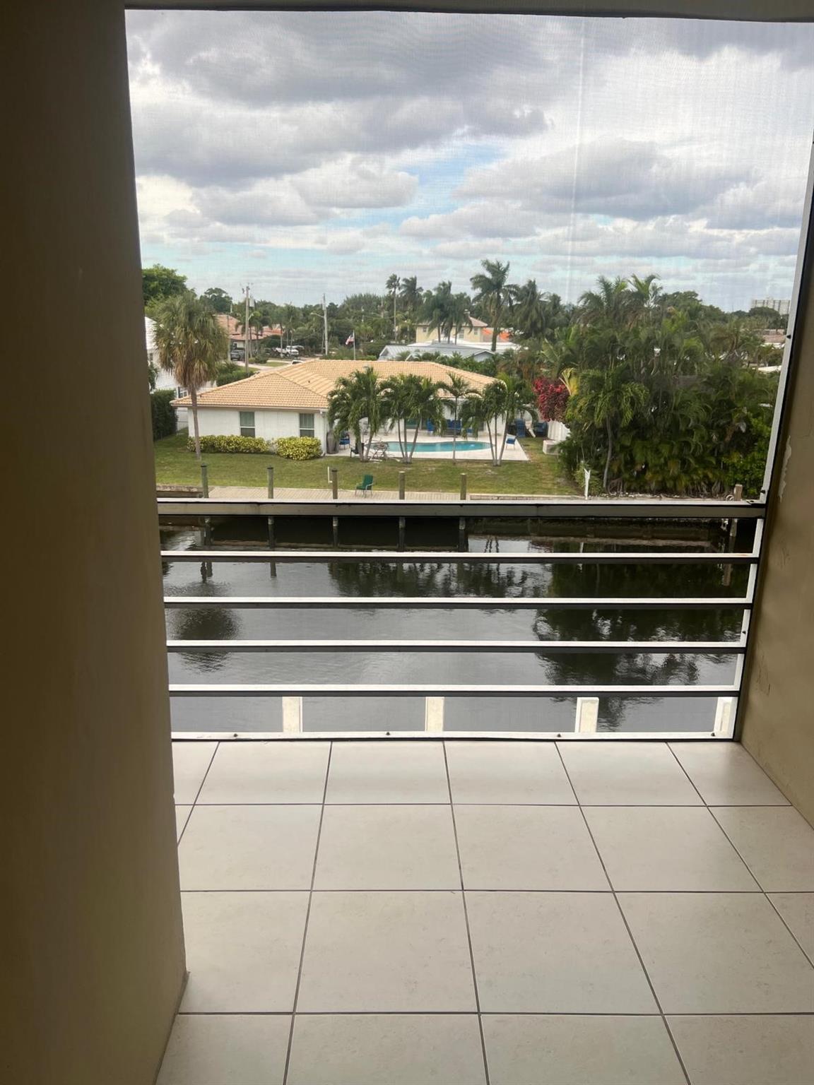 2801 NE 51st St #15 Fort Lauderdale, FL 33308