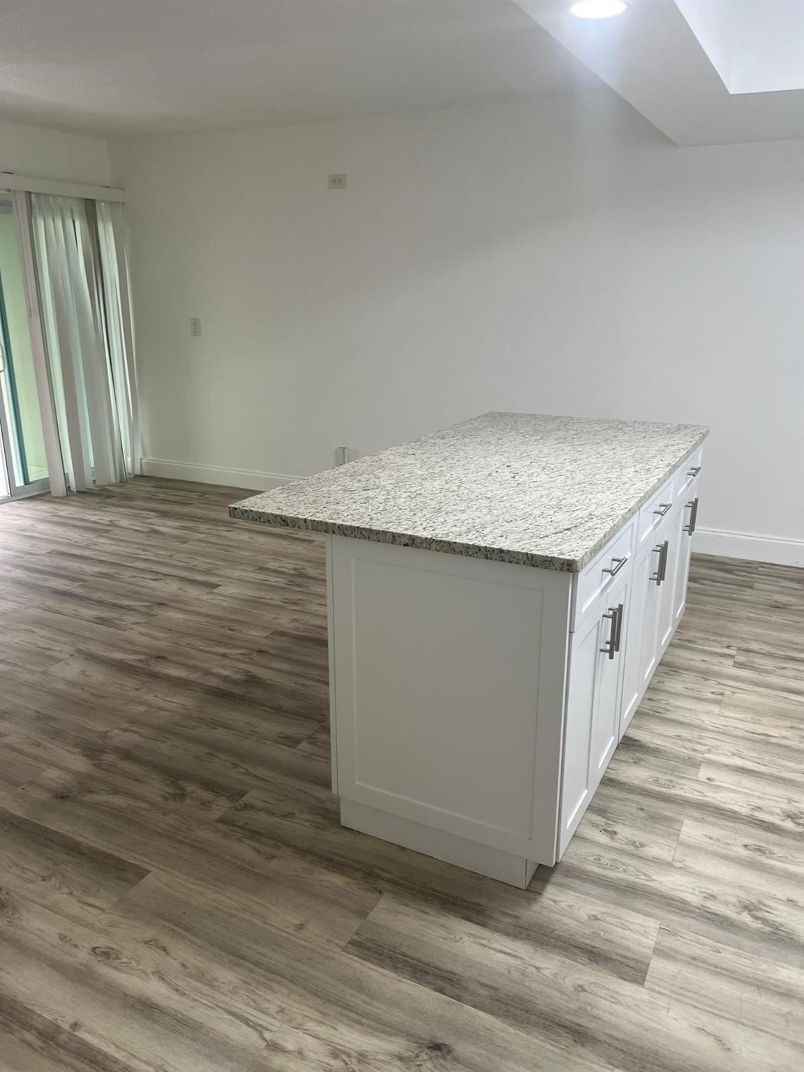 2801 NE 51st St #15 Fort Lauderdale, FL 33308