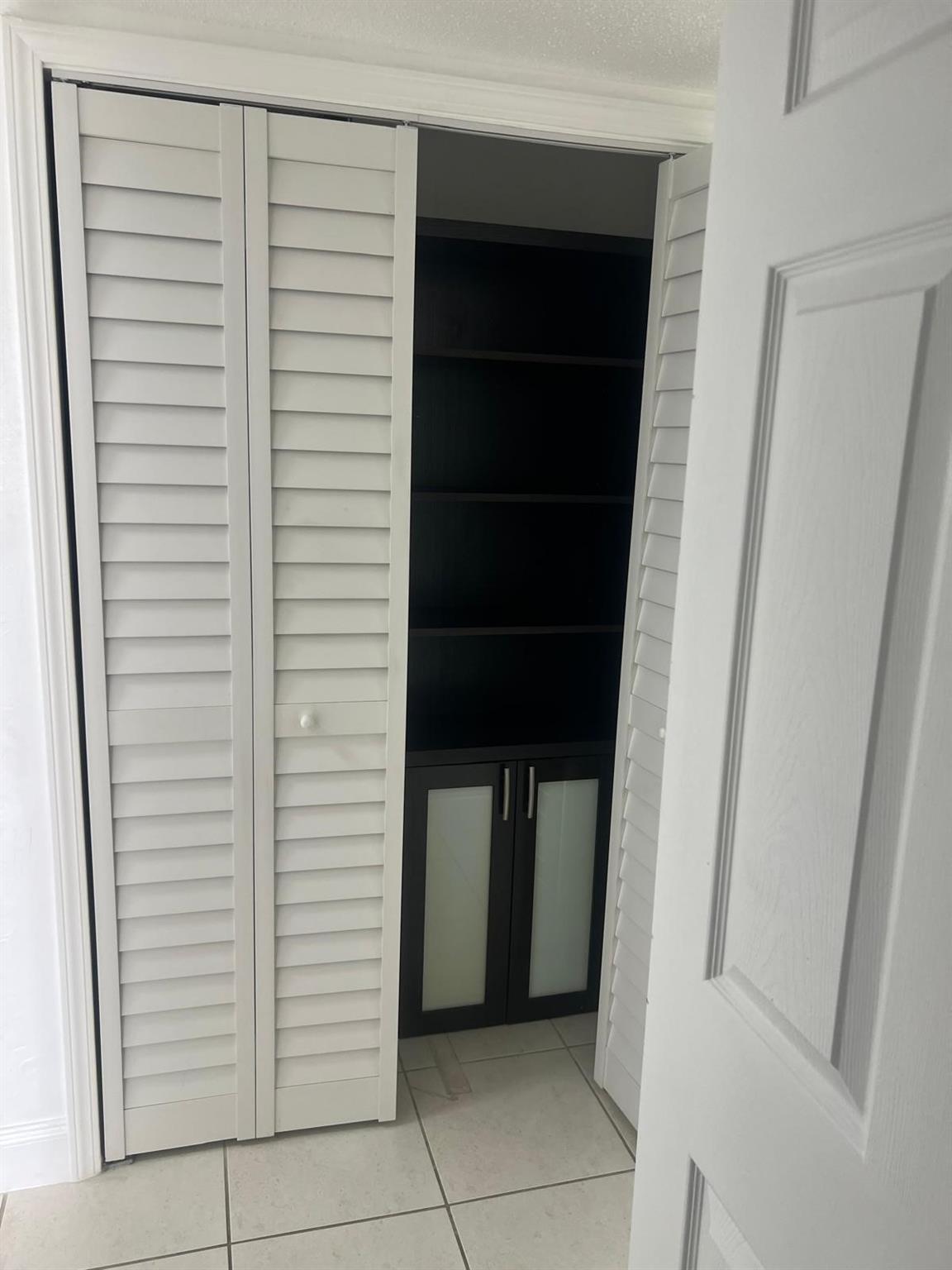 2801 NE 51st St #15 Fort Lauderdale, FL 33308