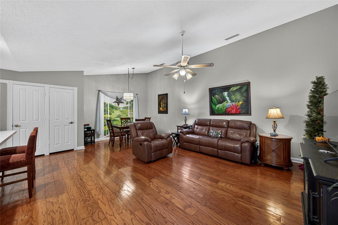 3004 Lakemont Ct Palm Beach Gardens, FL 33403