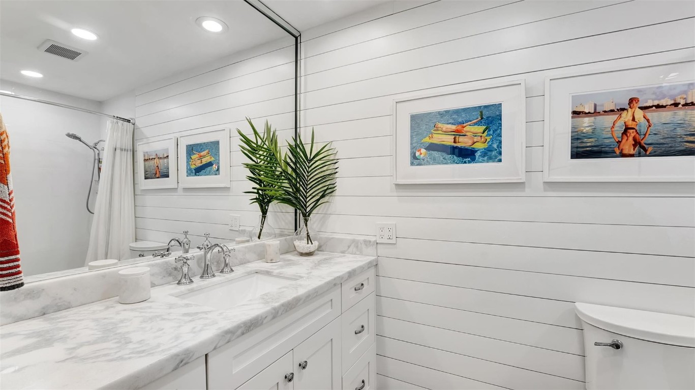 2409 NE 19th Ave Wilton Manors, FL 33305