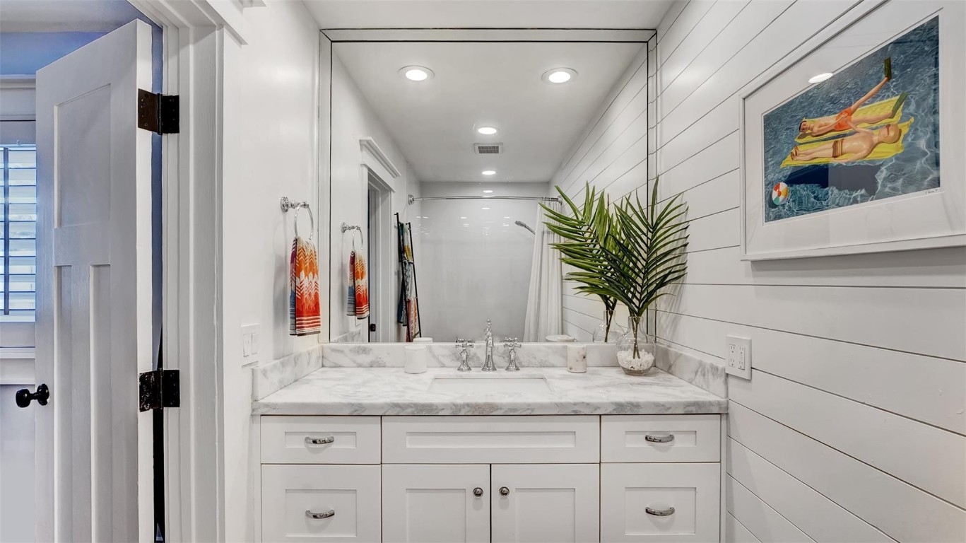 2409 NE 19th Ave Wilton Manors, FL 33305