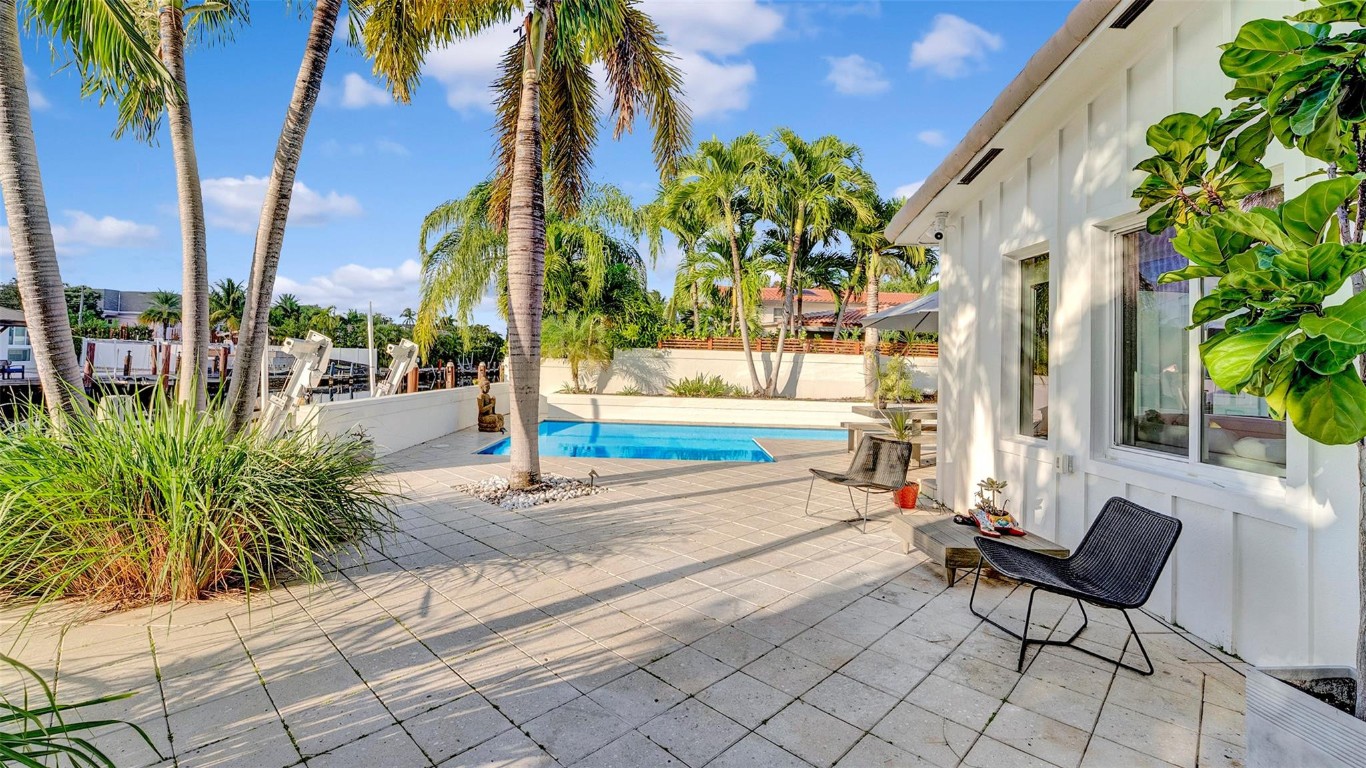 2409 NE 19th Ave Wilton Manors, FL 33305