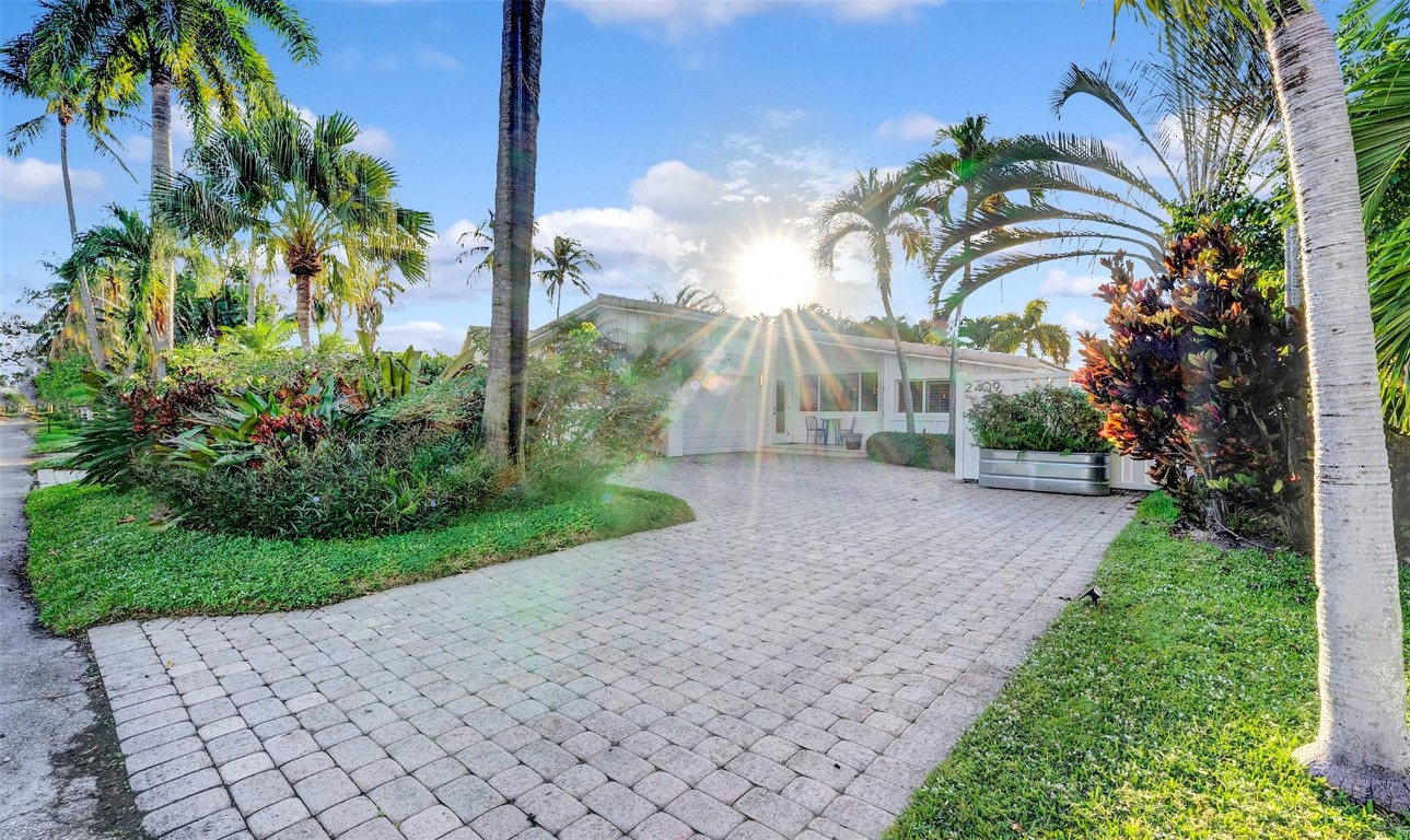 2409 NE 19th Ave Wilton Manors, FL 33305