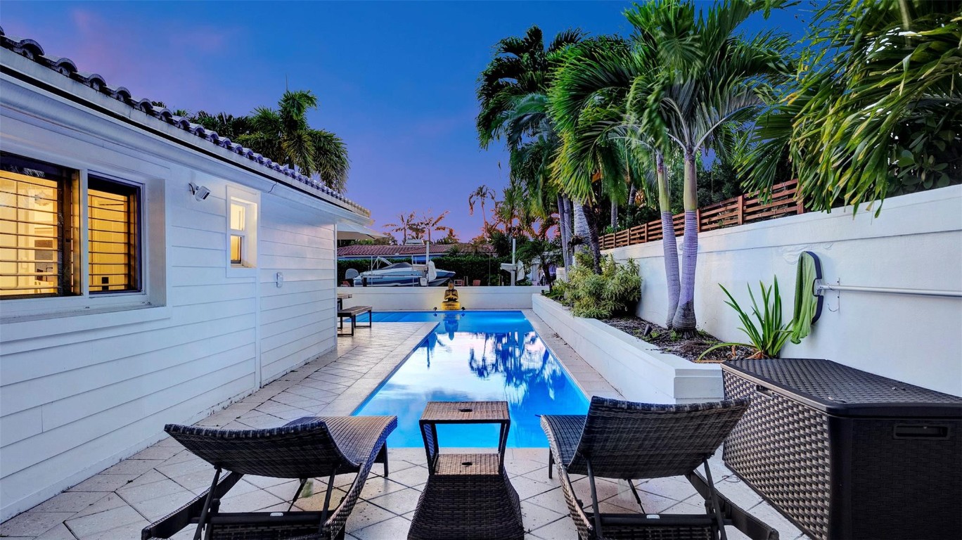 2409 NE 19th Ave Wilton Manors, FL 33305