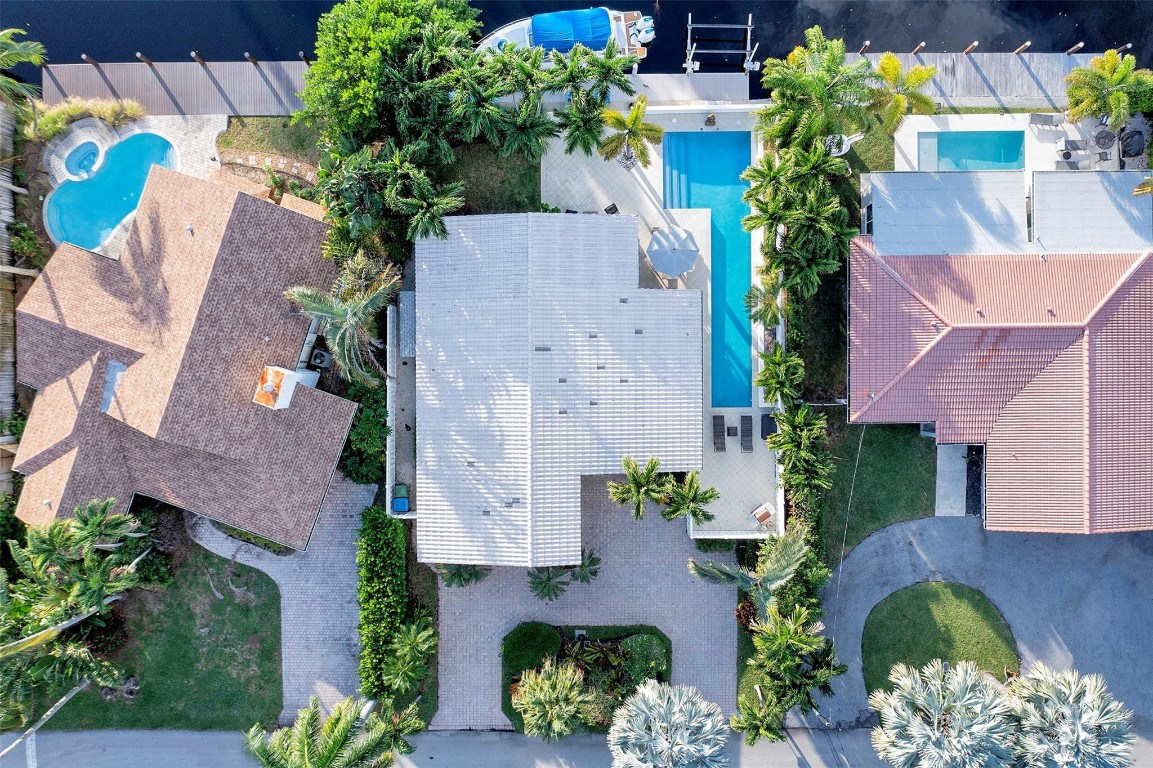 2409 NE 19th Ave Wilton Manors, FL 33305