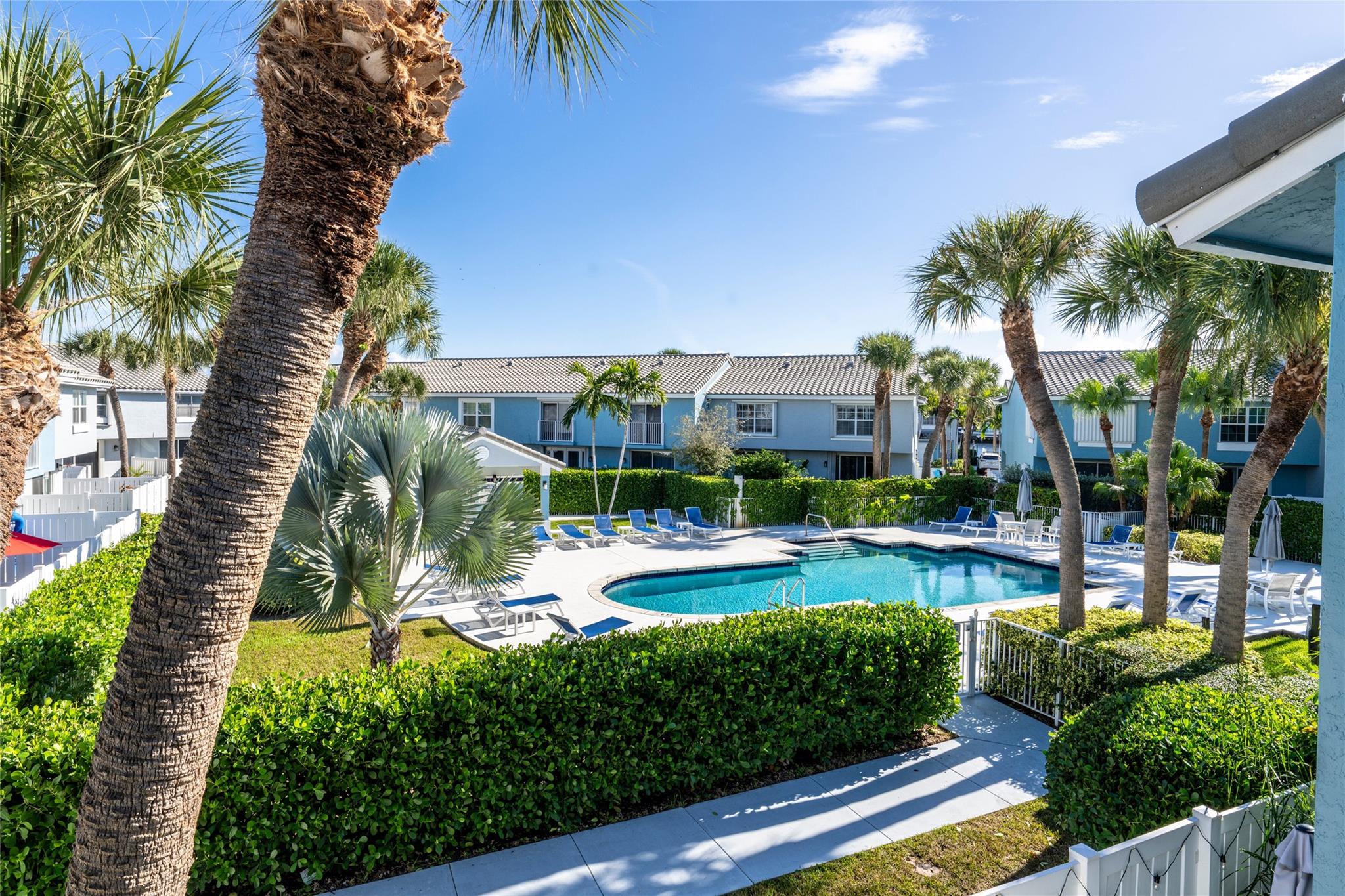 998 E Jeffery St Boca Raton, FL 33487