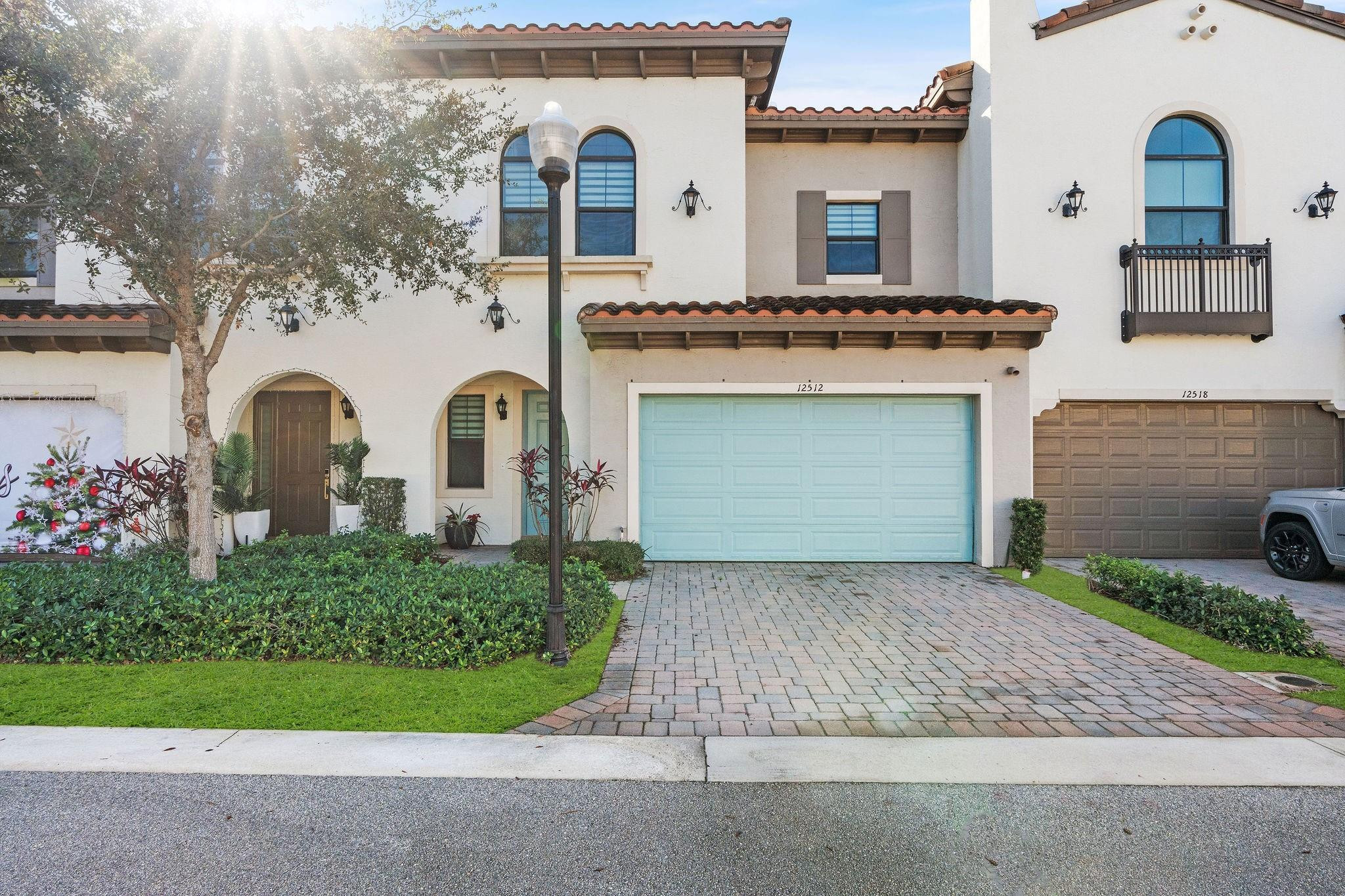 12512 NW 32th #3 Sunrise, FL 33323