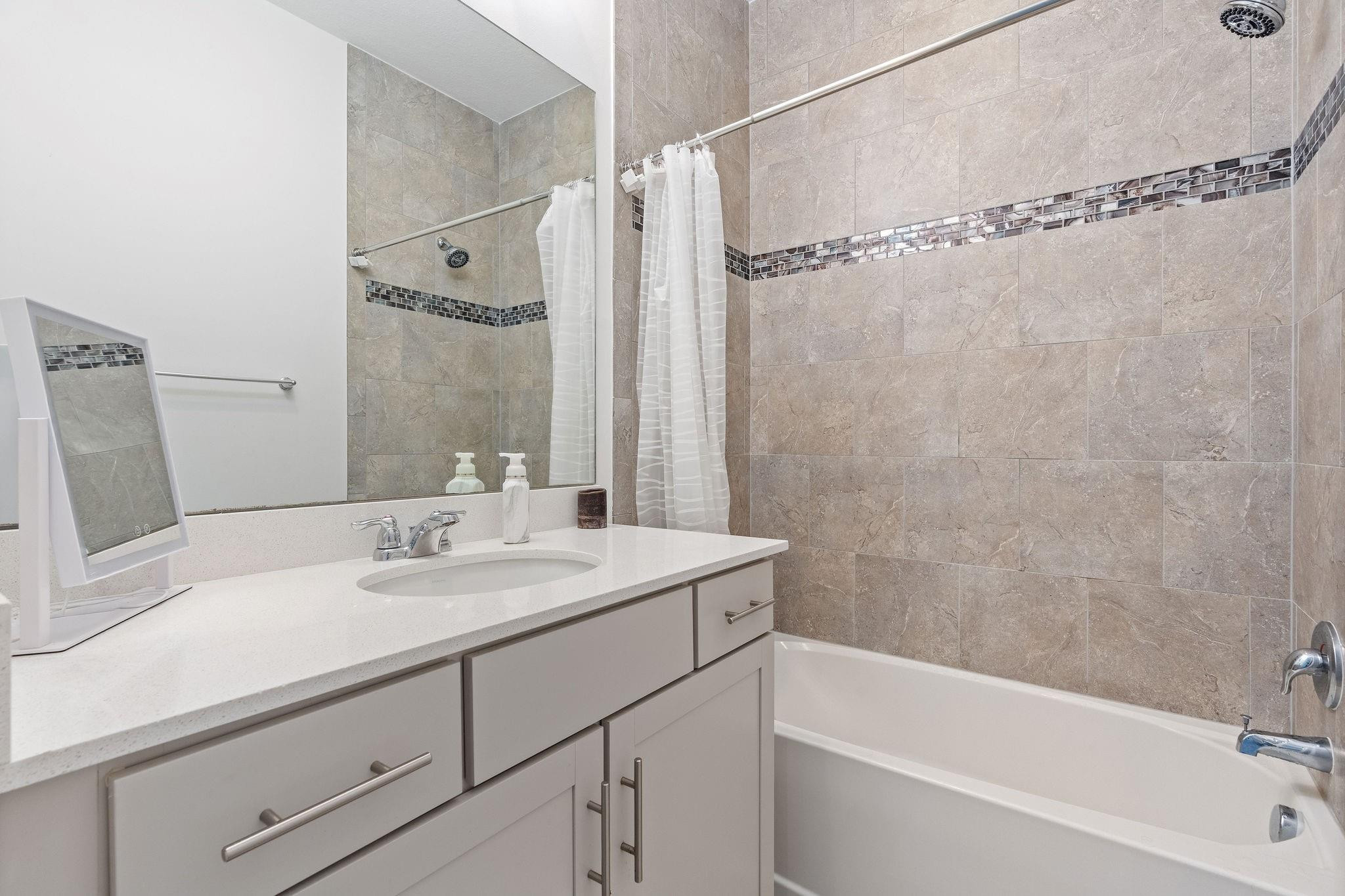 12512 NW 32th #3 Sunrise, FL 33323