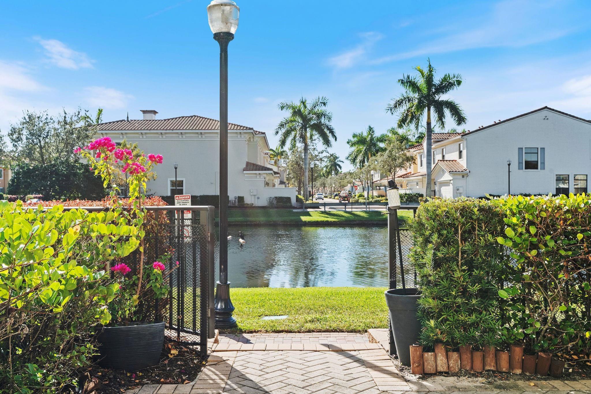 12512 NW 32th #3 Sunrise, FL 33323