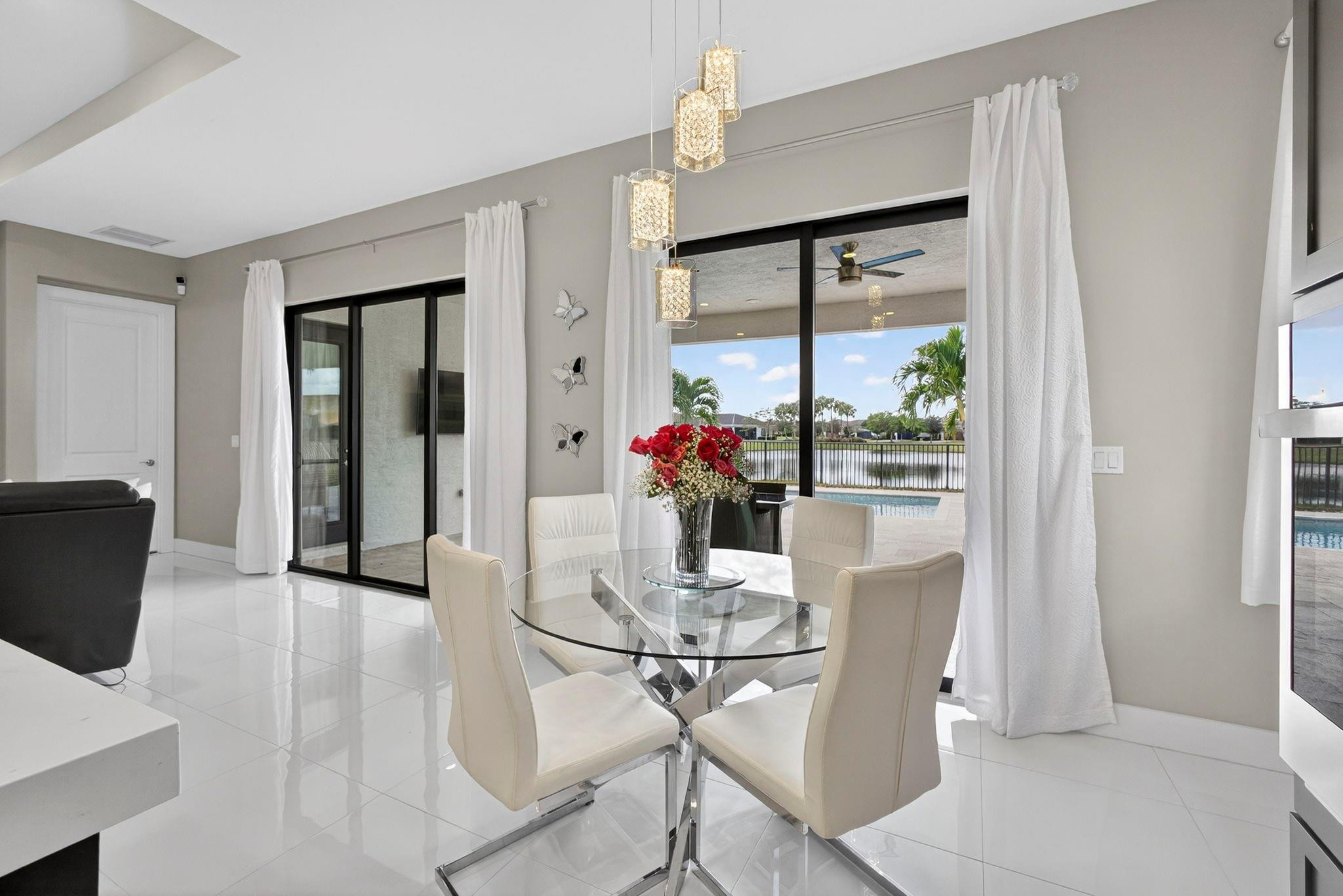 15798 Cresswind Loxahatchee, FL 33470