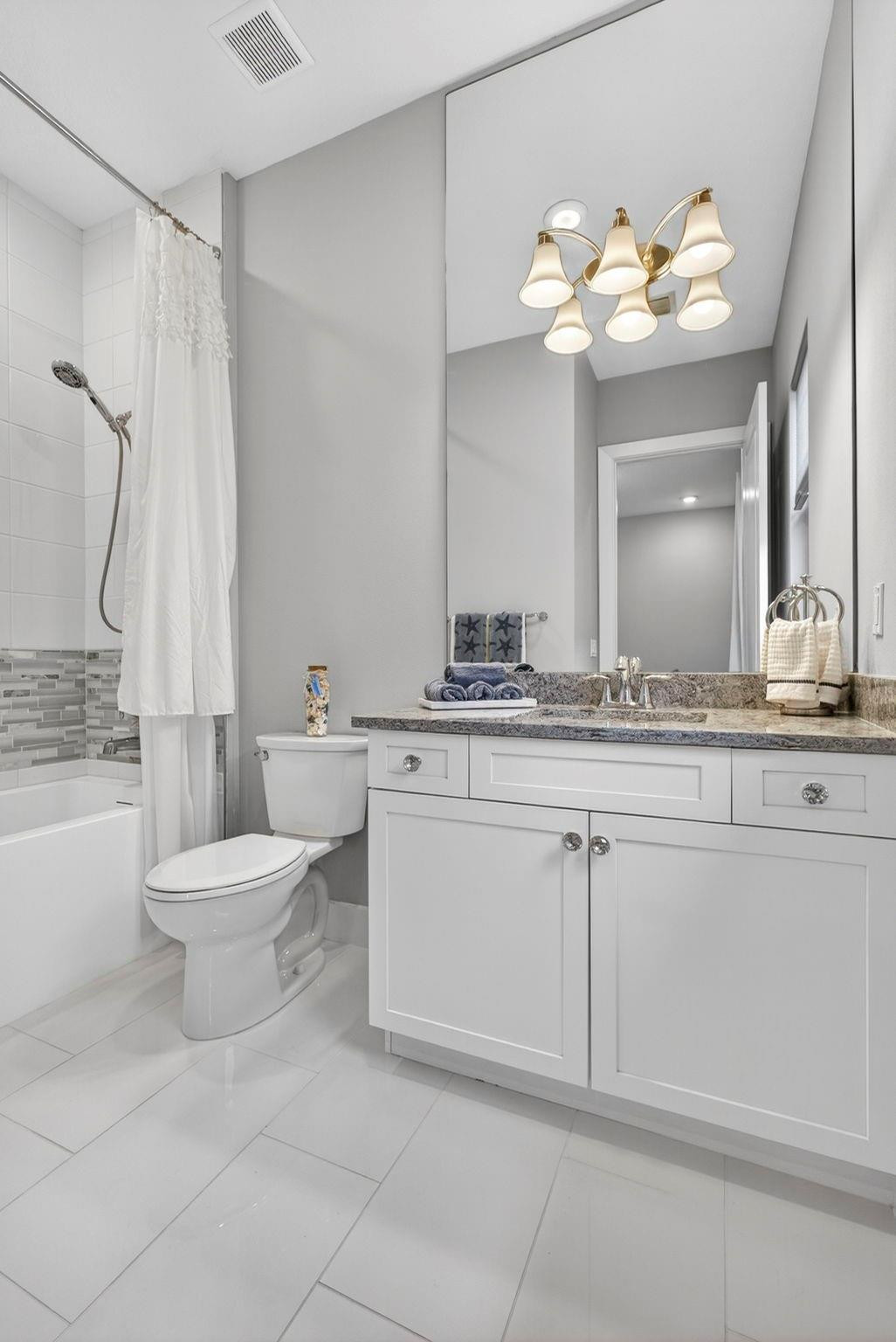 15798 Cresswind Loxahatchee, FL 33470