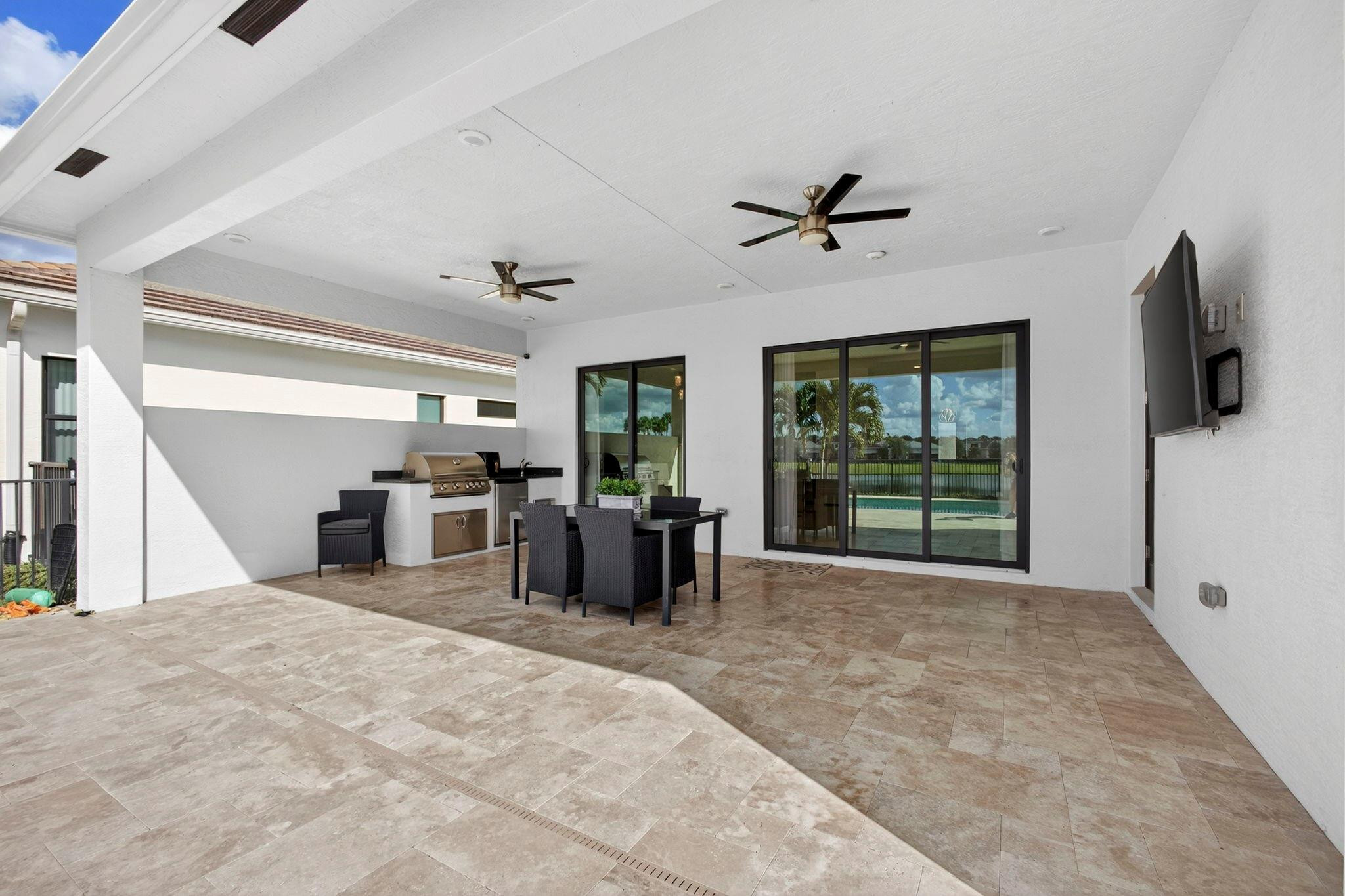 15798 Cresswind Loxahatchee, FL 33470