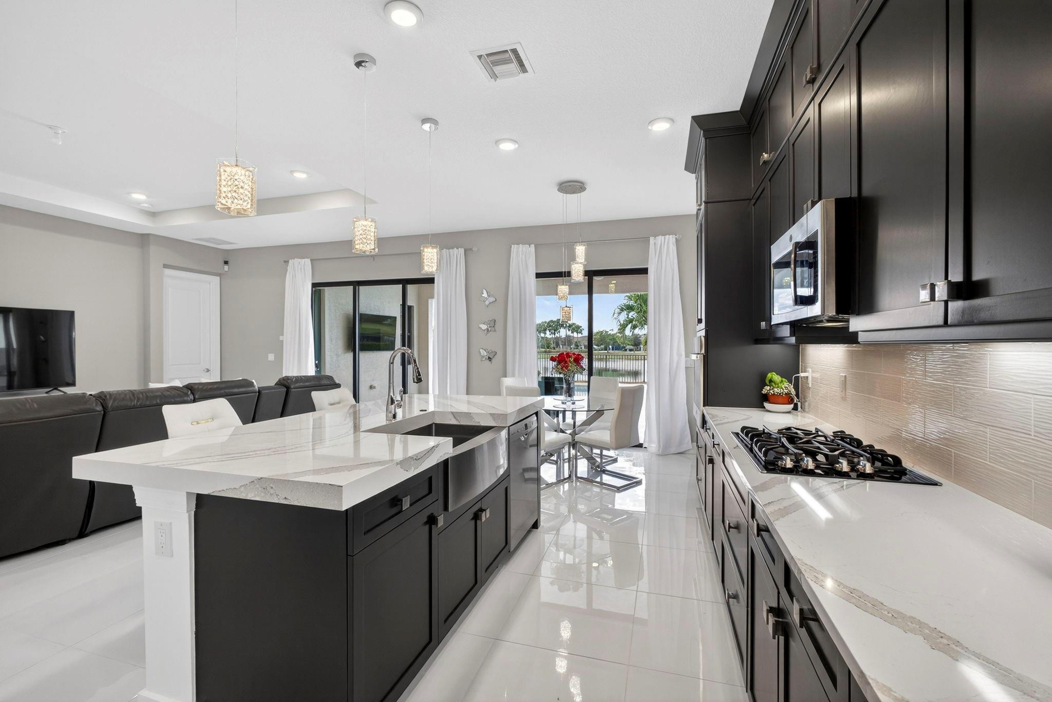 15798 Cresswind Loxahatchee, FL 33470