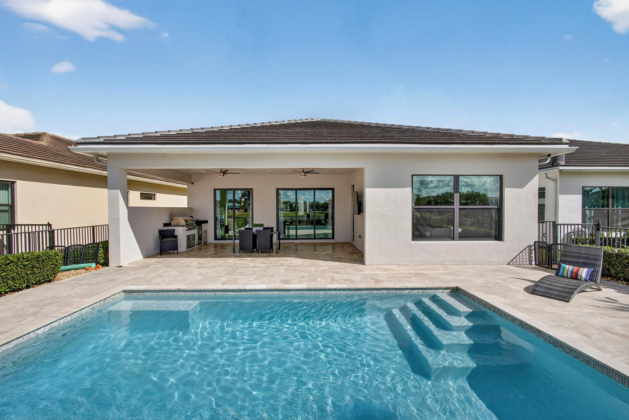 15798 Cresswind Loxahatchee, FL 33470